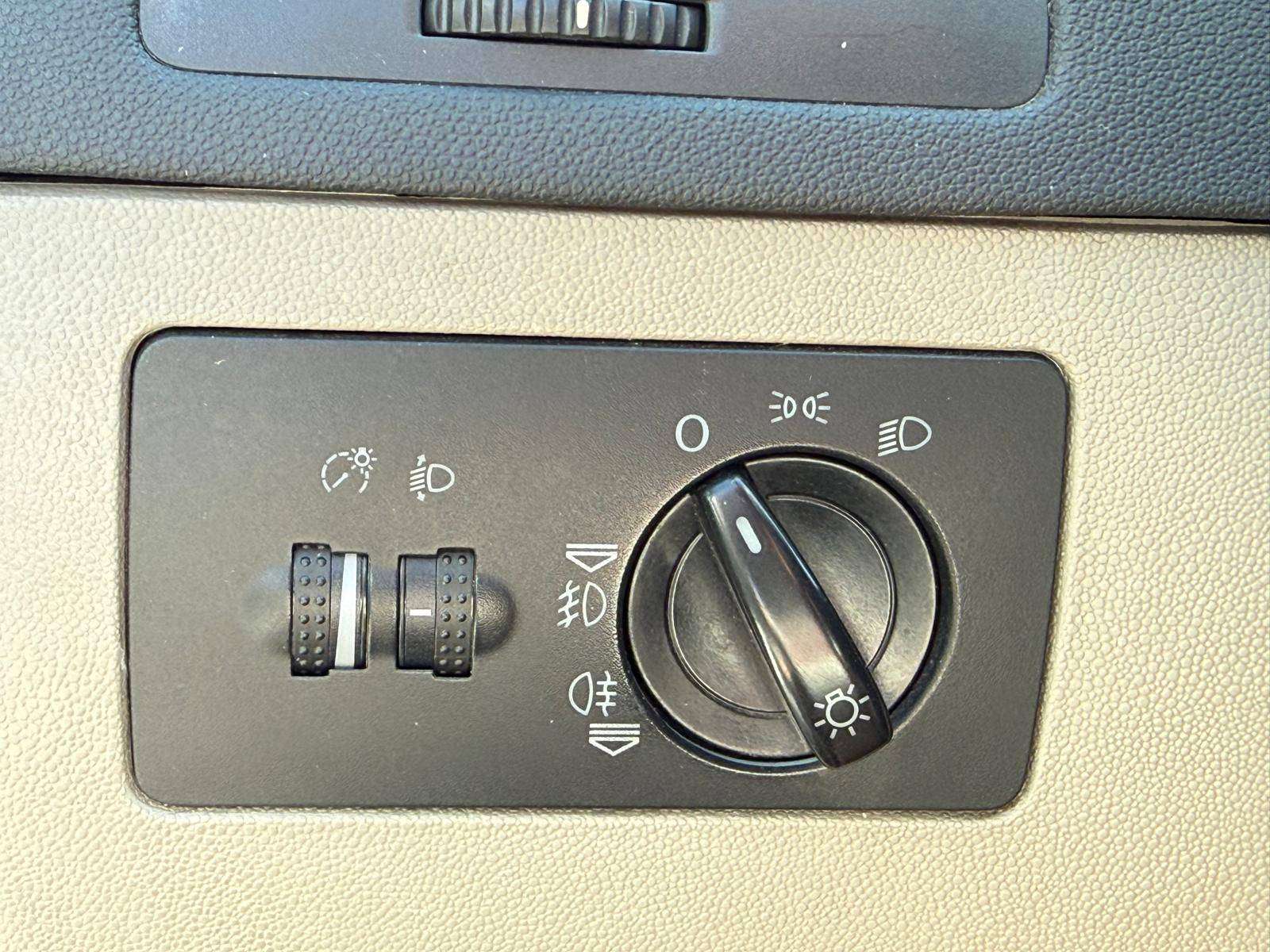 Skoda Fabia 1.2i 5 Portes Break / Clim / 2 clés / Entretien + CT OK / LEZ OK