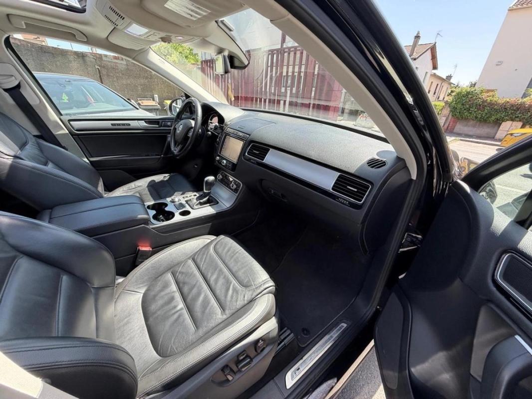 Volkswagen Touareg 3.0 TDI 260 BLUEMOTION R-LINE 4MOTION TIPTRONIC BVA