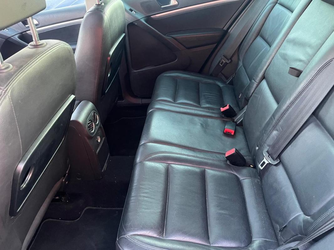 Volkswagen Tiguan 2.0 tdi 140 CH 4 MOTIONS CARAT BOITE AUTO