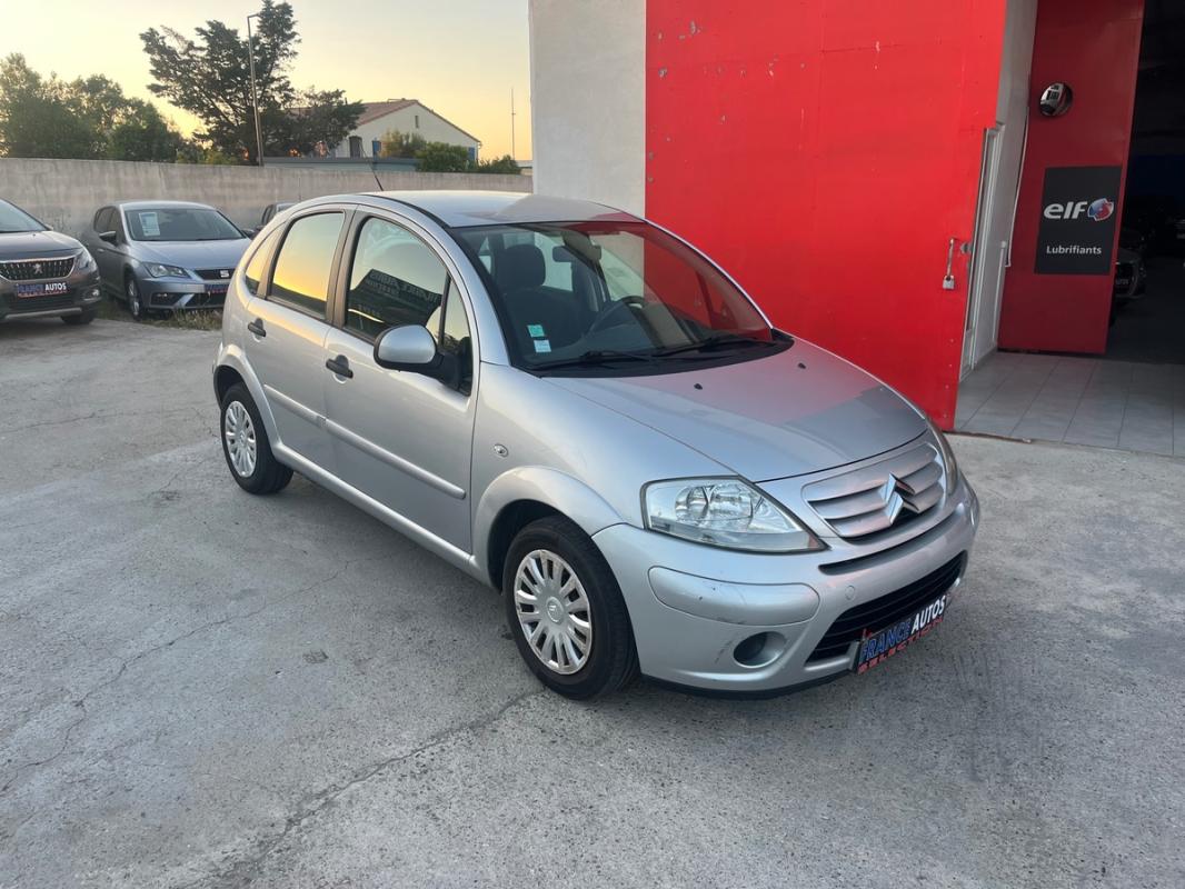 Citroen C3 1.1L 8v TRES FAIBLE KILOMETRAGE | ENTIÈREMENT RÉVISÉE ET GARANTIE 12 MOIS EN EUROPE