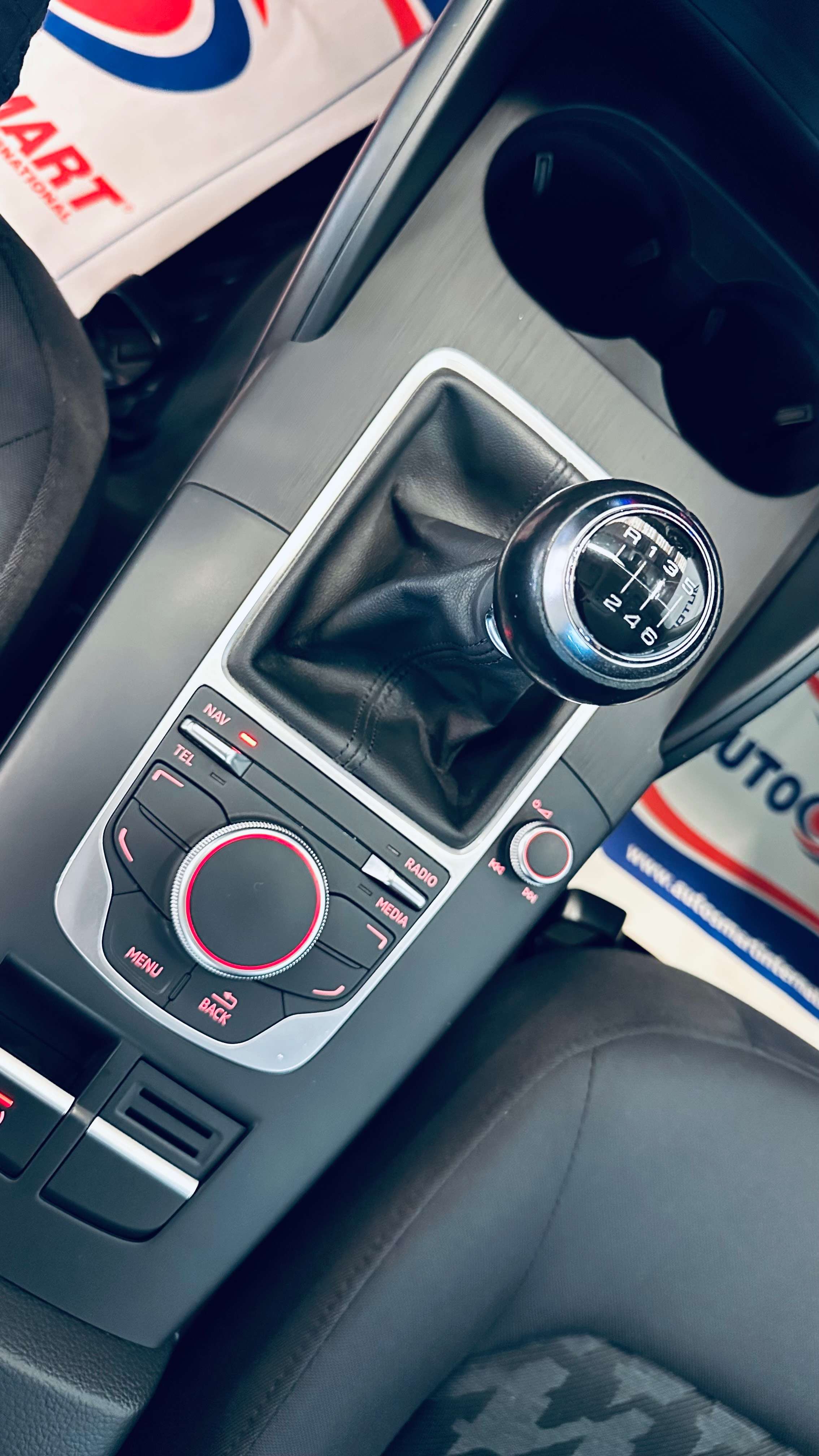 Audi A3 1.6 TDi PDC CLIM BIZONE NAVI BLUETOOTH ISOFIX JA16