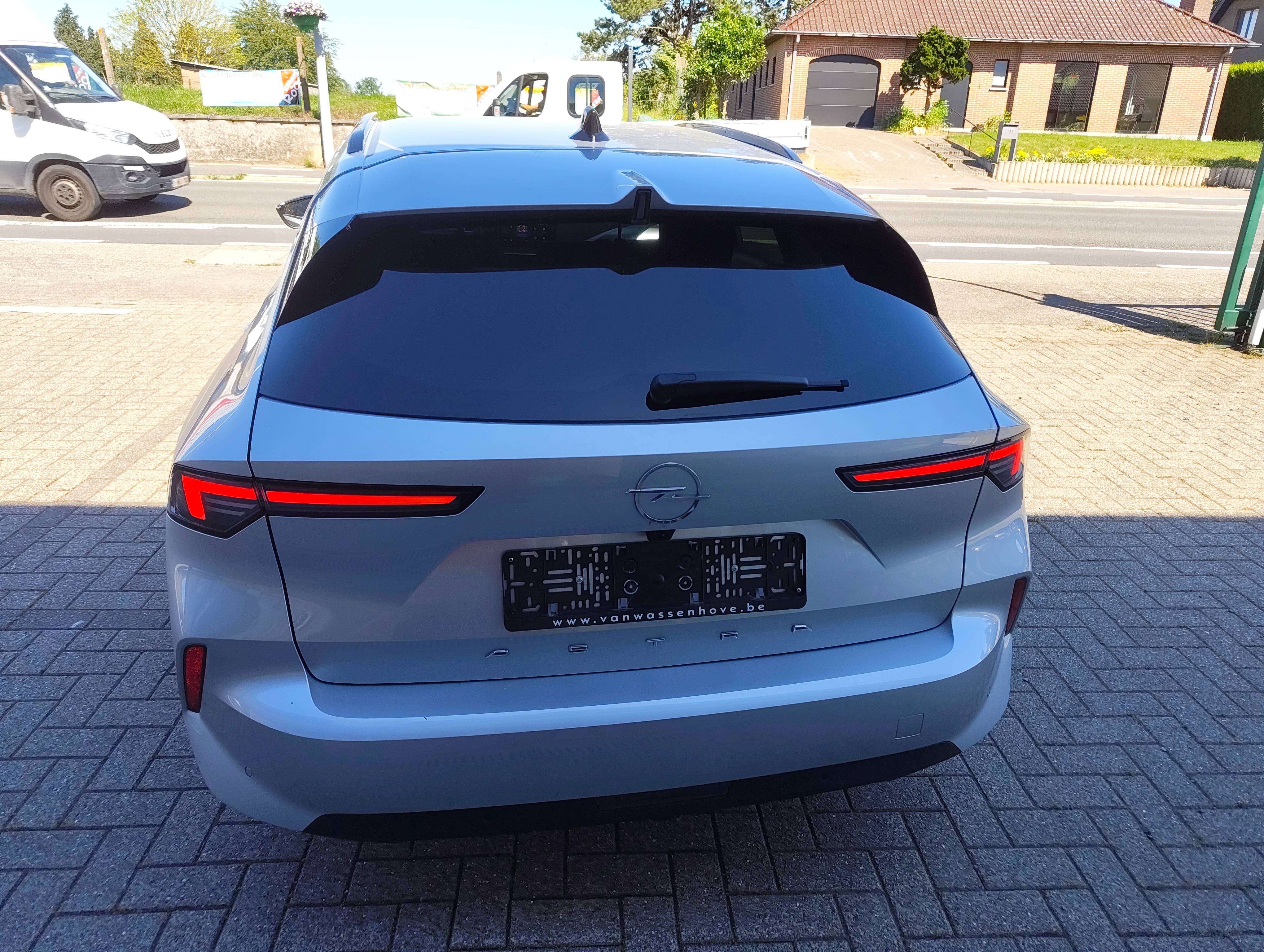 Opel Astra Sports Tourer 1.2 110 pk Turbo Edition 24331 km