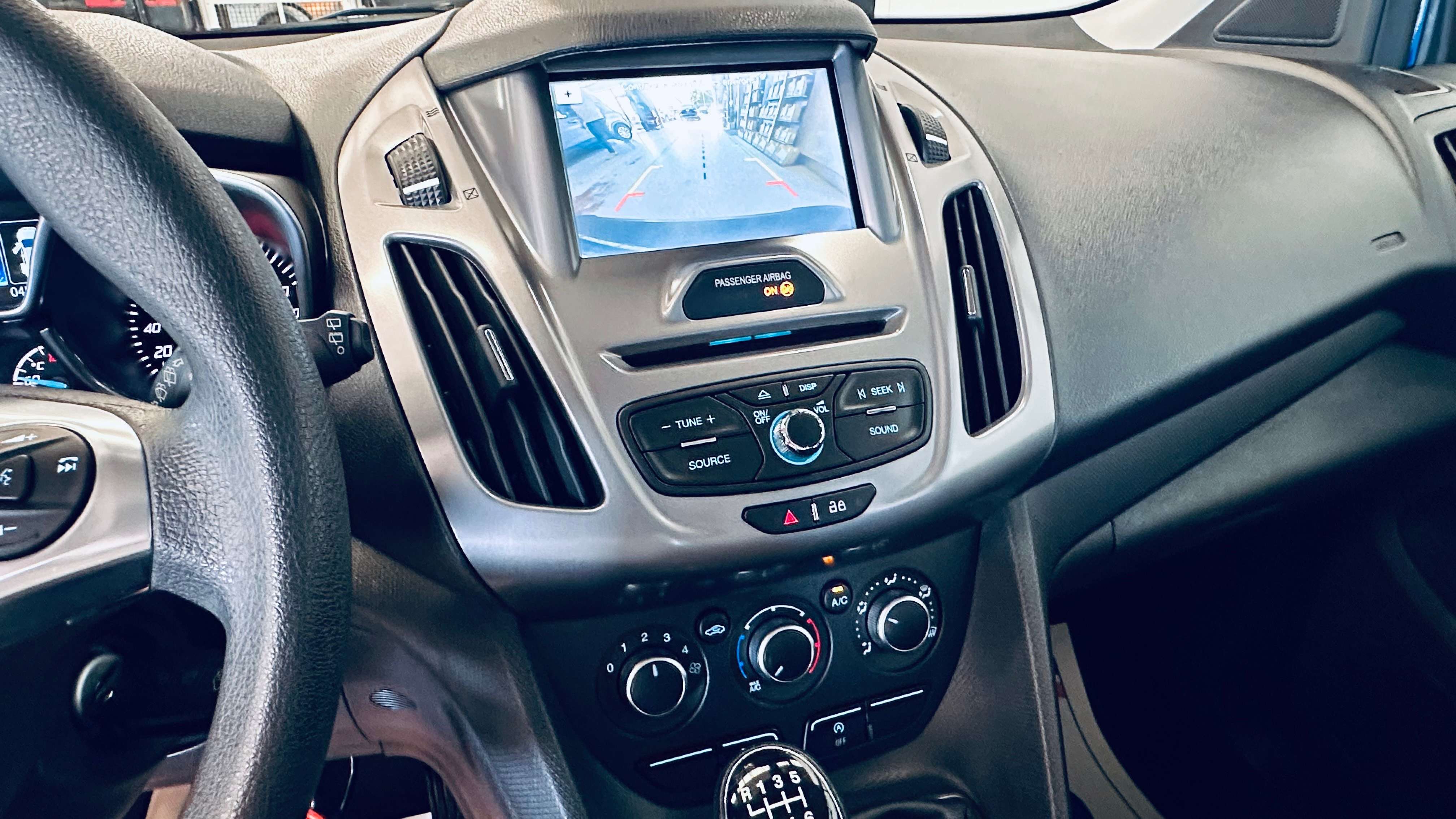 Ford Tourneo Connect 1.0EcoBoost CAMERA PDC NAVI BLUETOOTH CLIM