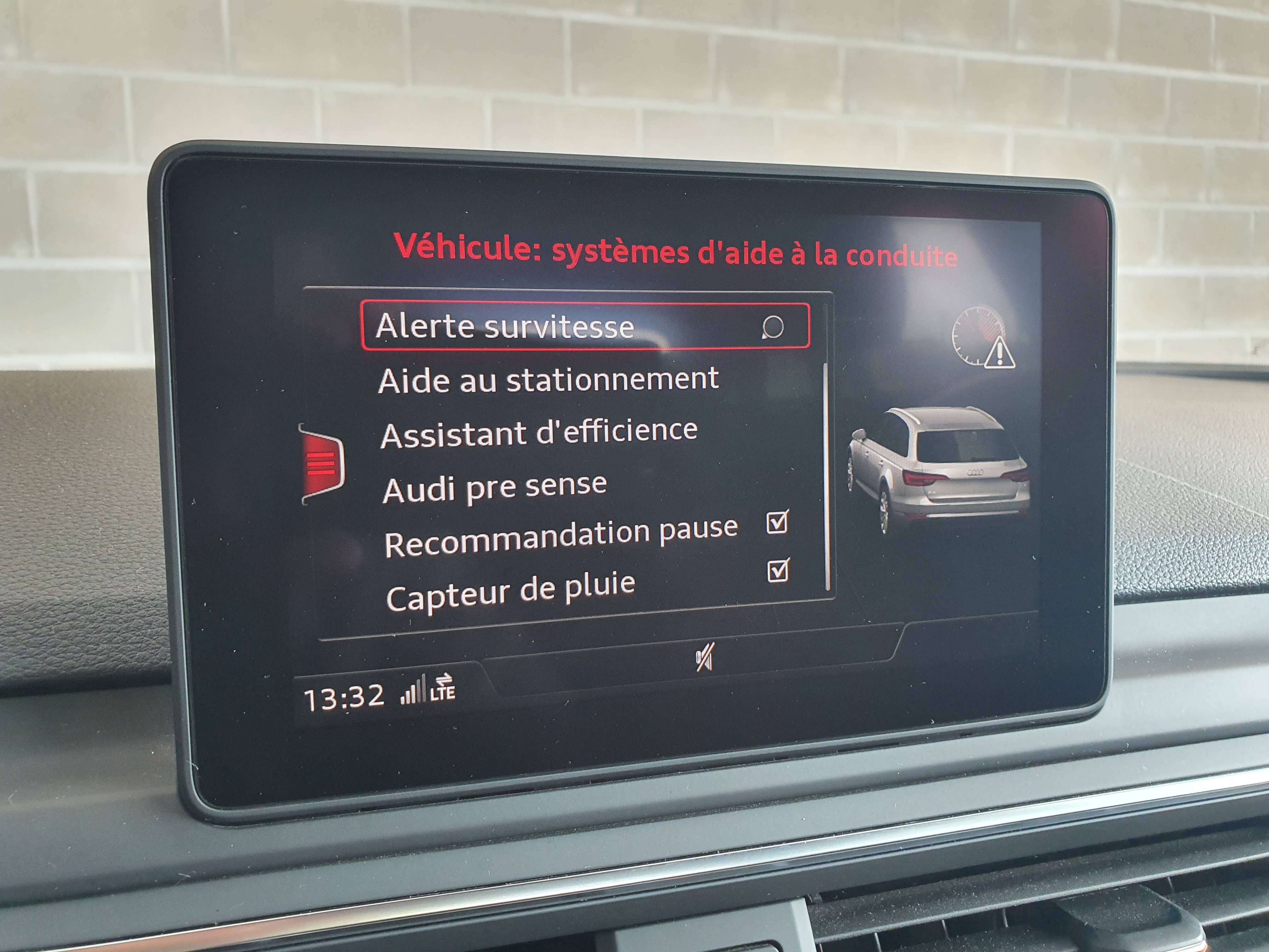 Audi A4 🟢2.0 TDi 150CV / S-LINE / S-TRONIC