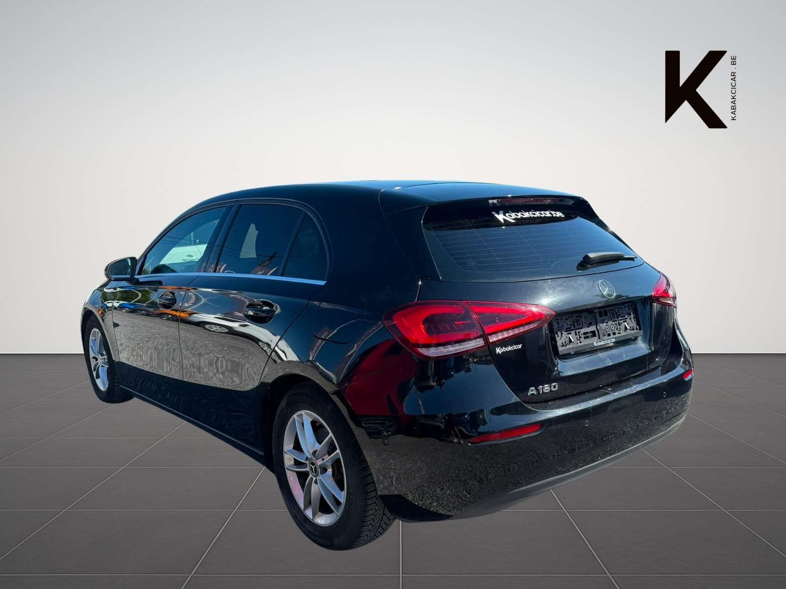 Mercedes-Benz A 160 A 160i Business / Navi / Cuir / Caméra / Garantie 12 Mois