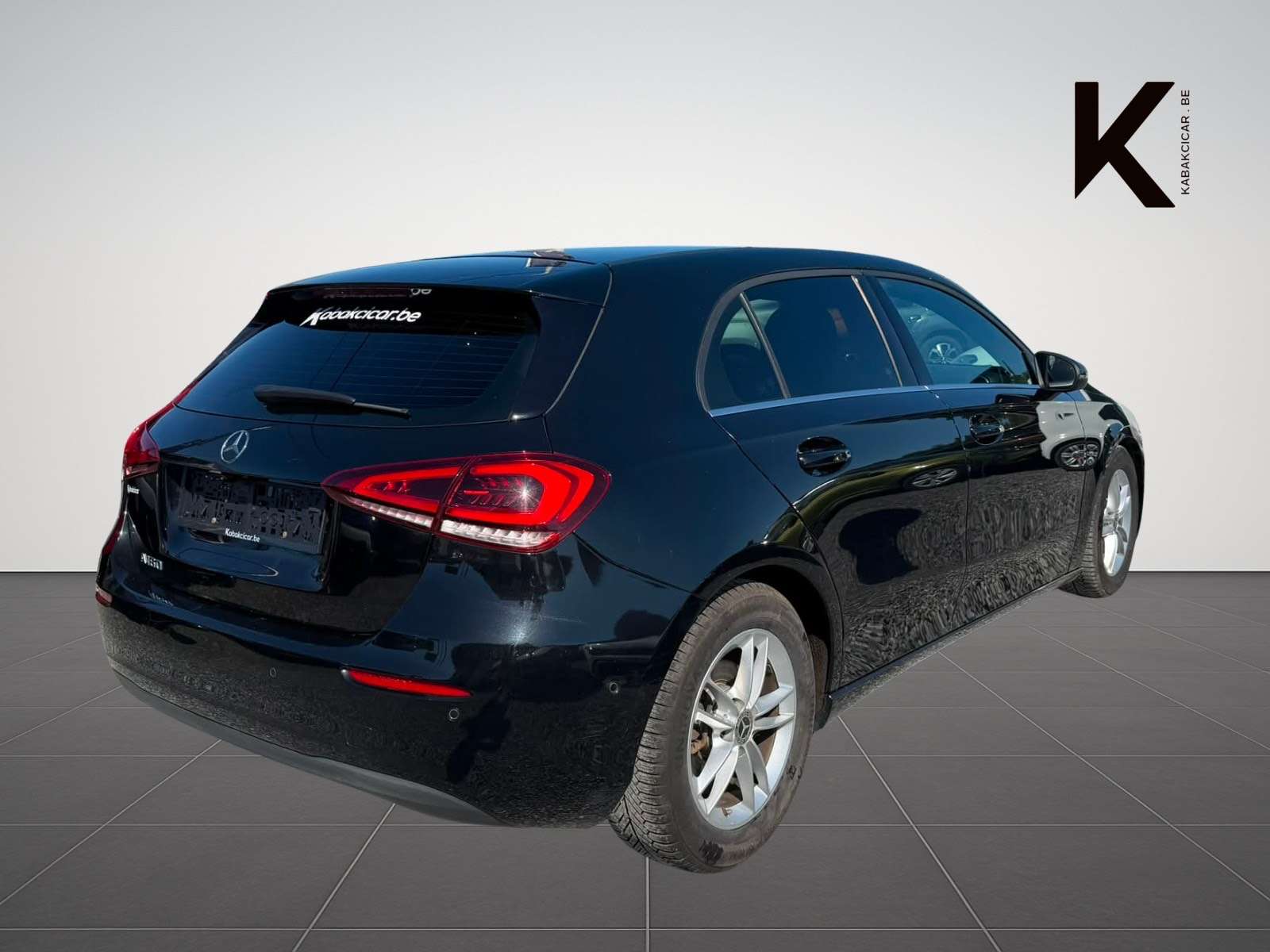 Mercedes-Benz A 160 A 160i Business / Navi / Cuir / Caméra / Garantie 12 Mois