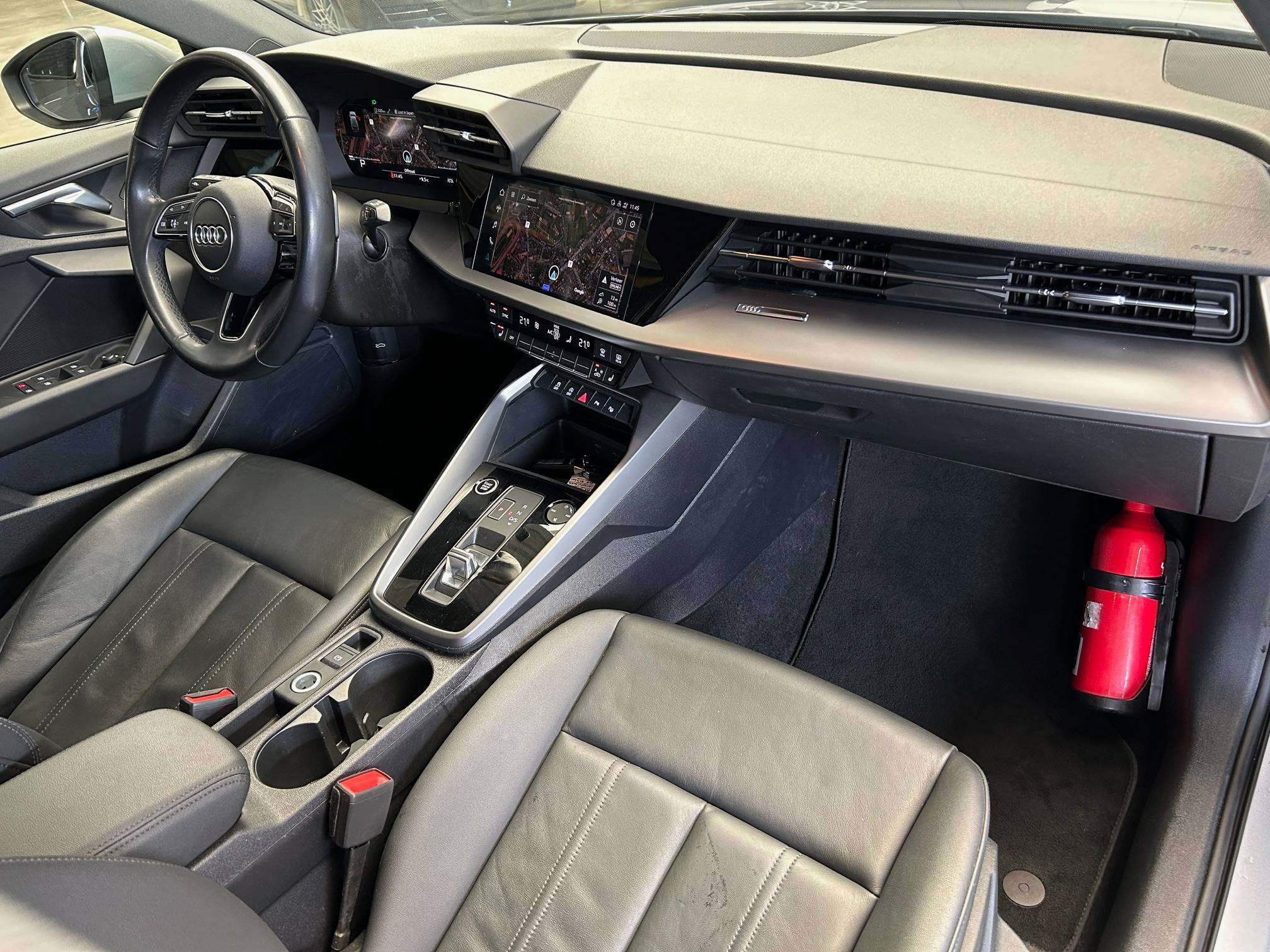 Audi A3 30 TFSI S Tronic Led/Leder/Pdc/Gps *1j garantie*