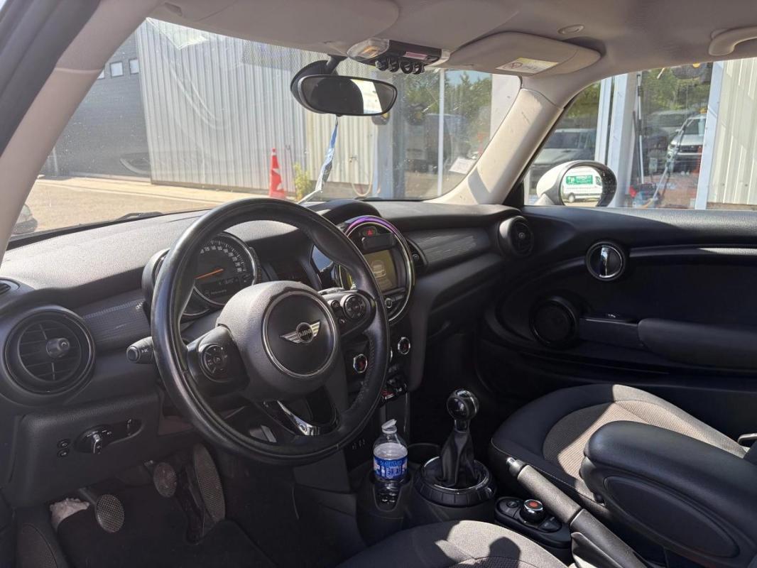 Mini Mini 3 Portes Cooper D 1.5 116 cv MOTEUR A CHAINE - RADAR DE RECUL CLIM AUTO GPS