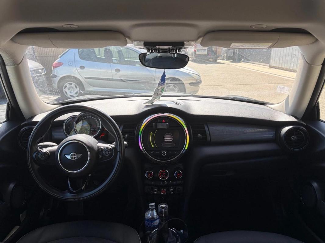 Mini Mini 3 Portes Cooper D 1.5 116 cv MOTEUR A CHAINE - RADAR DE RECUL CLIM AUTO GPS
