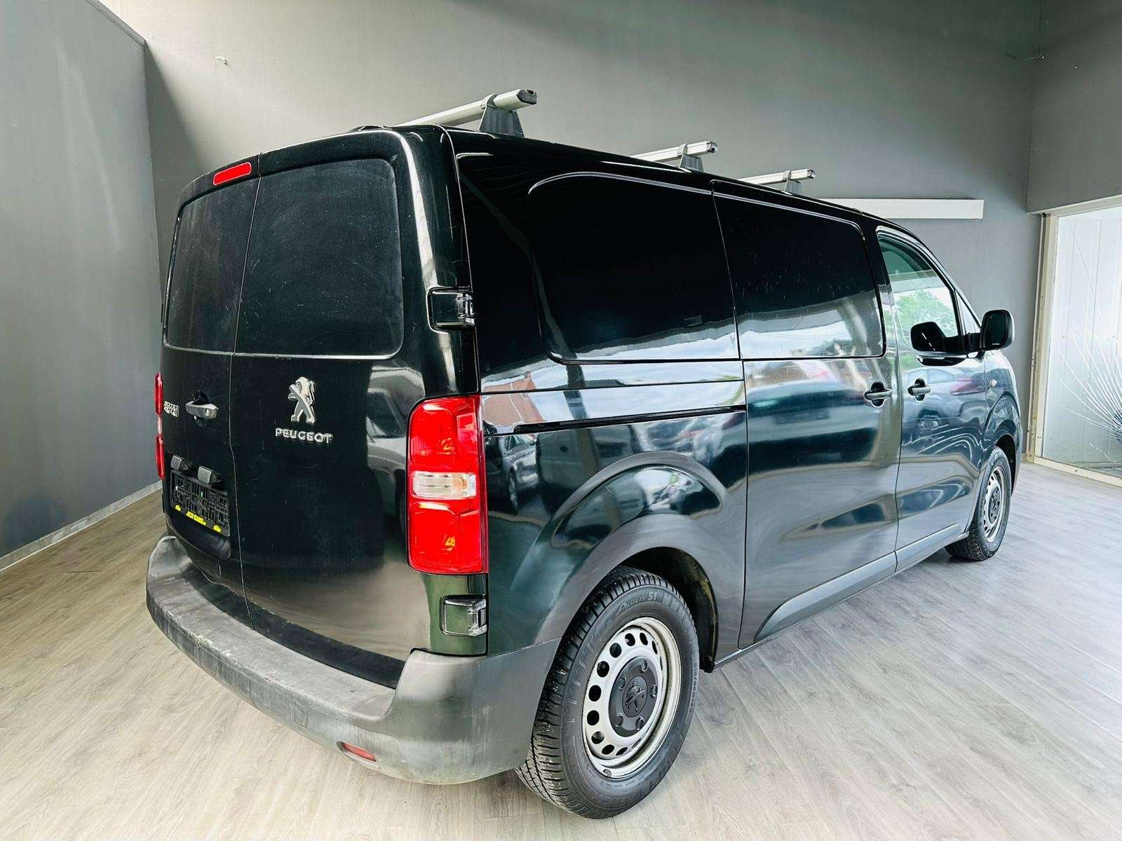 Peugeot Expert 1.5 BlueHDi L3 Standard Premium