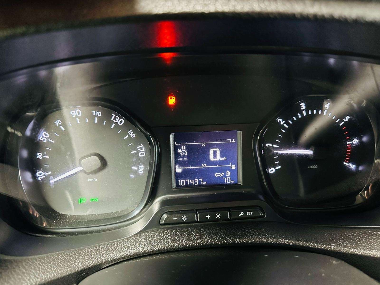Peugeot Expert 1.5 BlueHDi L3 Standard Premium