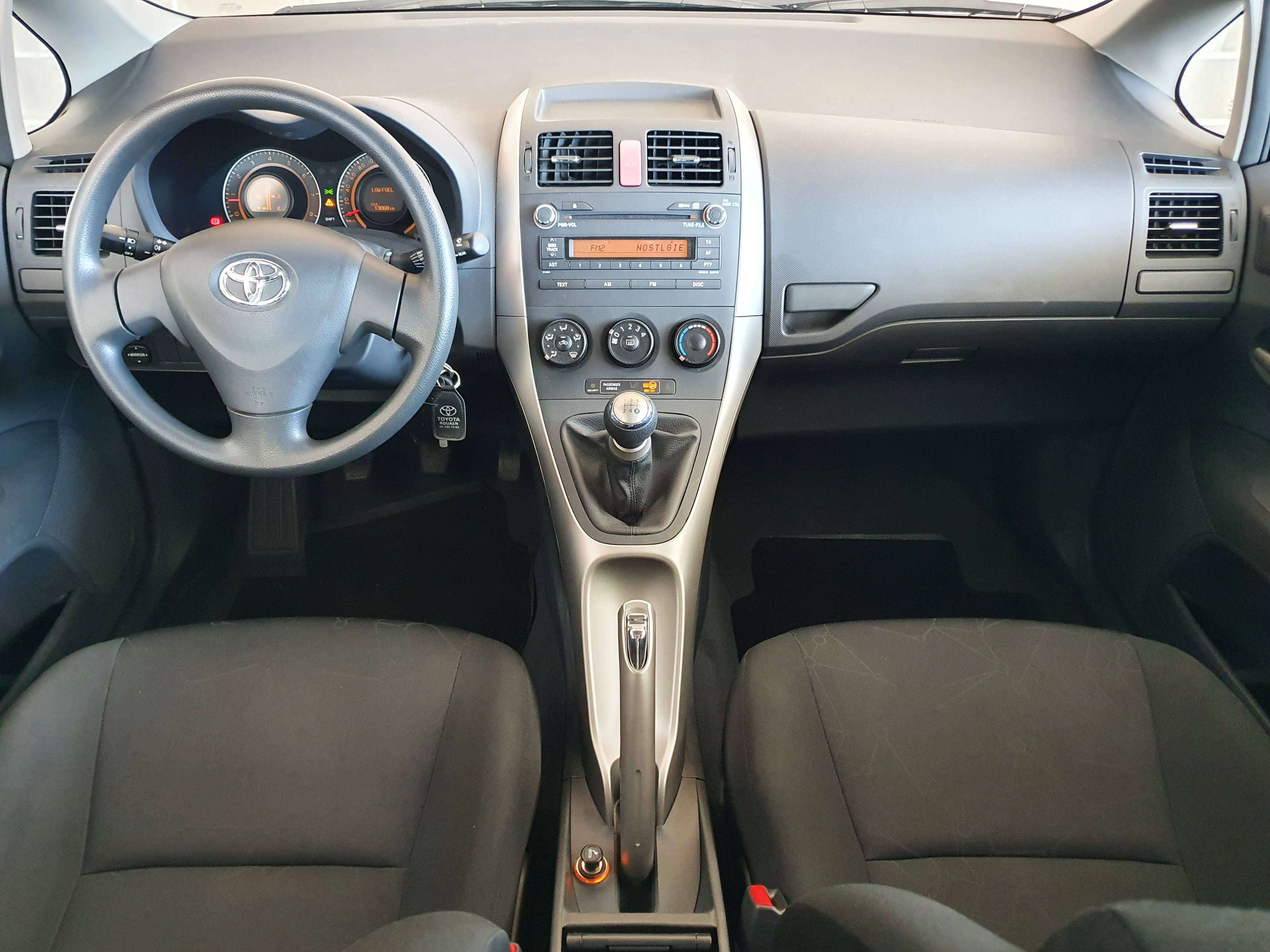 Toyota Auris 🟢1.4 ESSENCE 97CV / !!! 13.000 KM !!! / FULL CARNET