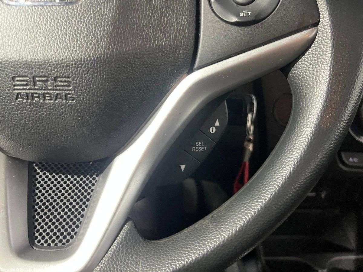 Honda Jazz 1.3I-VTEC CVT | CRUISE | CAPTEUR AV/AR