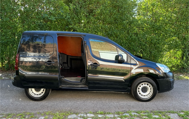 Citroen BERLINGO VAN 1.6 HDI 100CH * 3 PLACES * 2018 * 113.000KM * GPS * CAMERA