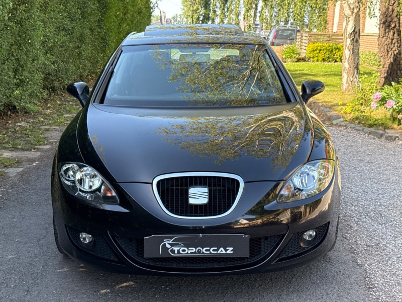 Seat LEON 1.9 TDI 105CH TOP SPORT 2 / 105.000KM / TOIT OUVRANT / 1ERE MAIN
