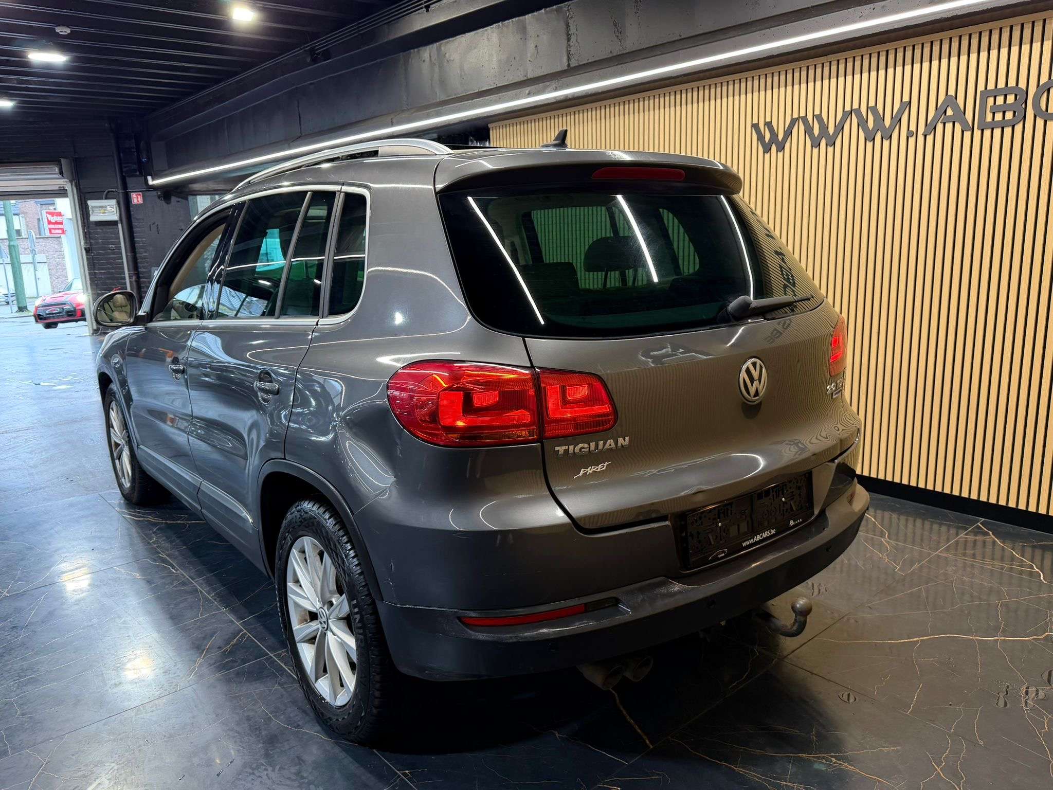 Volkswagen Tiguan 2.0 TDi SCR Sport * TOIT PANO - OUVRANT *