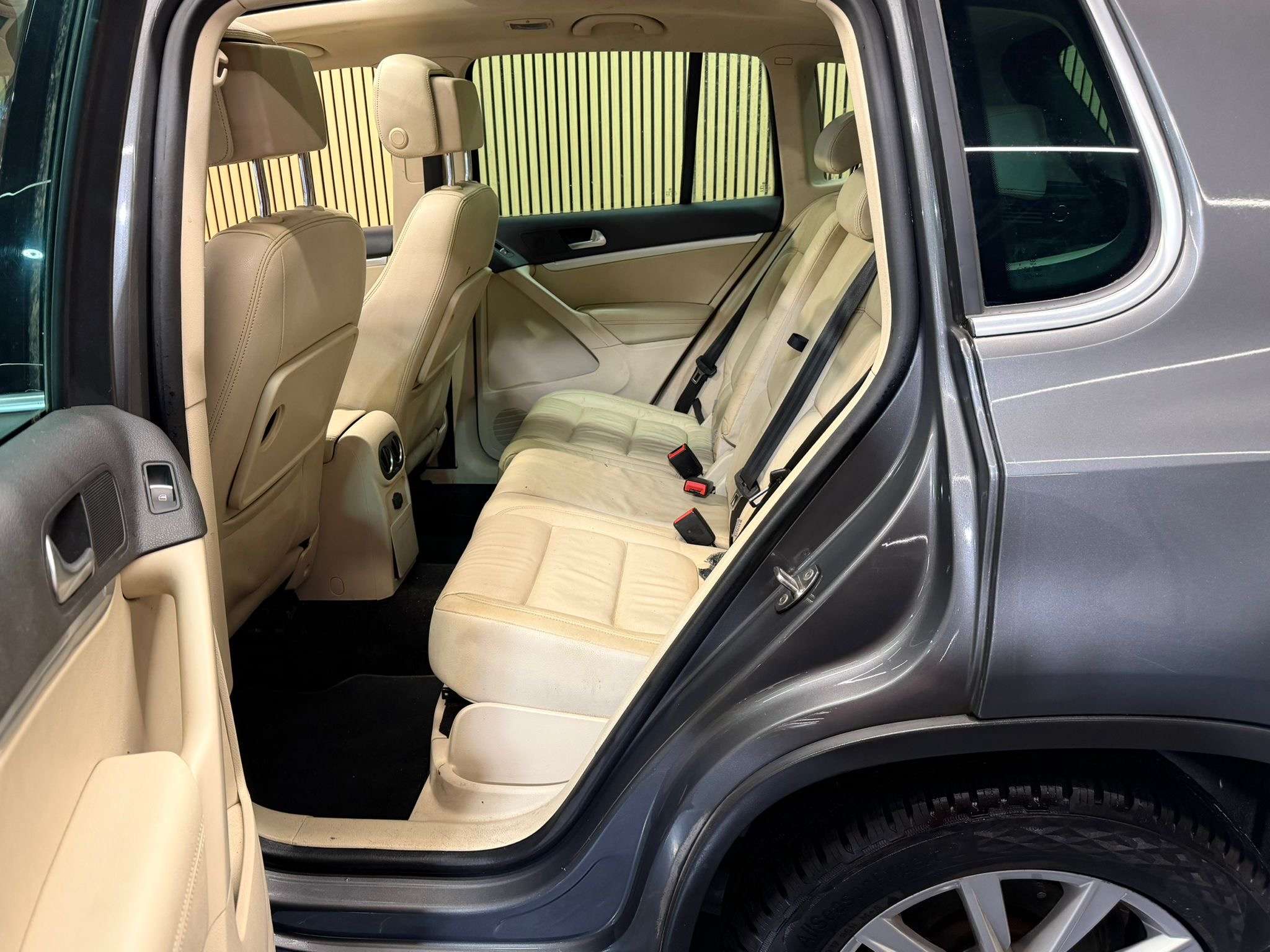 Volkswagen Tiguan 2.0 TDi SCR Sport * TOIT PANO - OUVRANT *