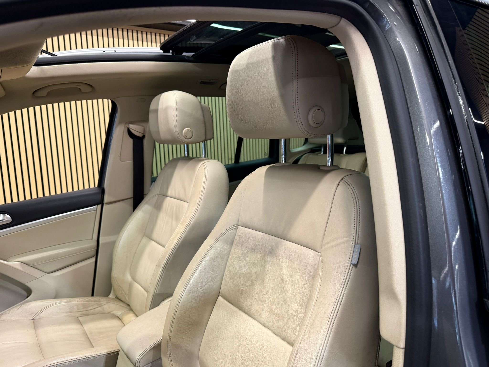 Volkswagen Tiguan 2.0 TDi SCR Sport * TOIT PANO - OUVRANT *
