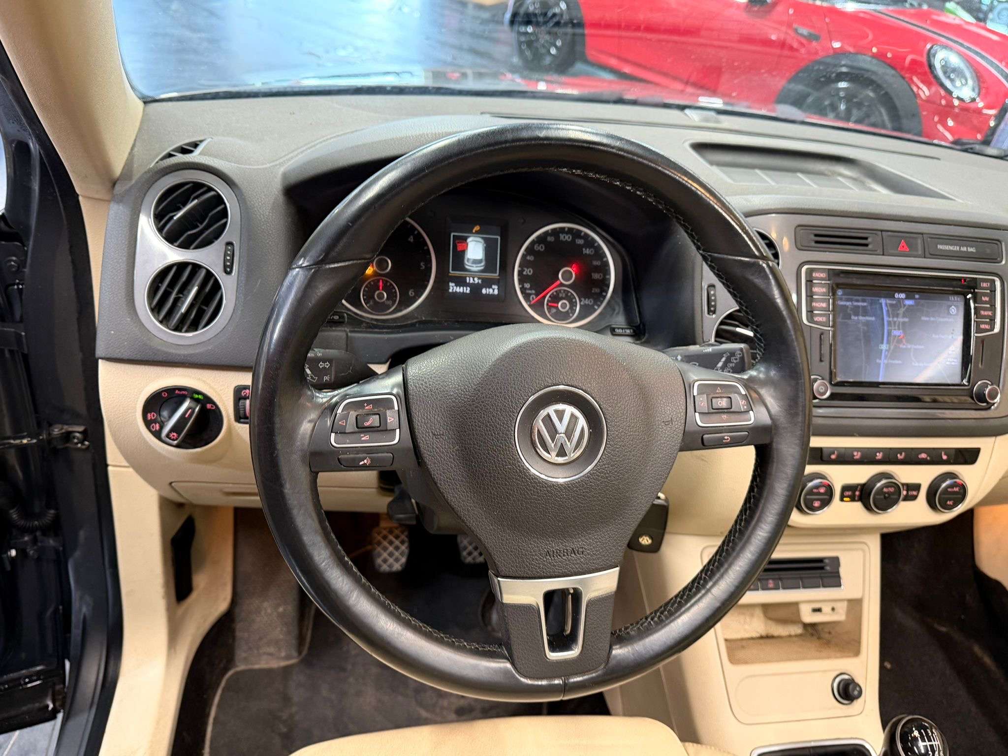 Volkswagen Tiguan 2.0 TDi SCR Sport * TOIT PANO - OUVRANT *