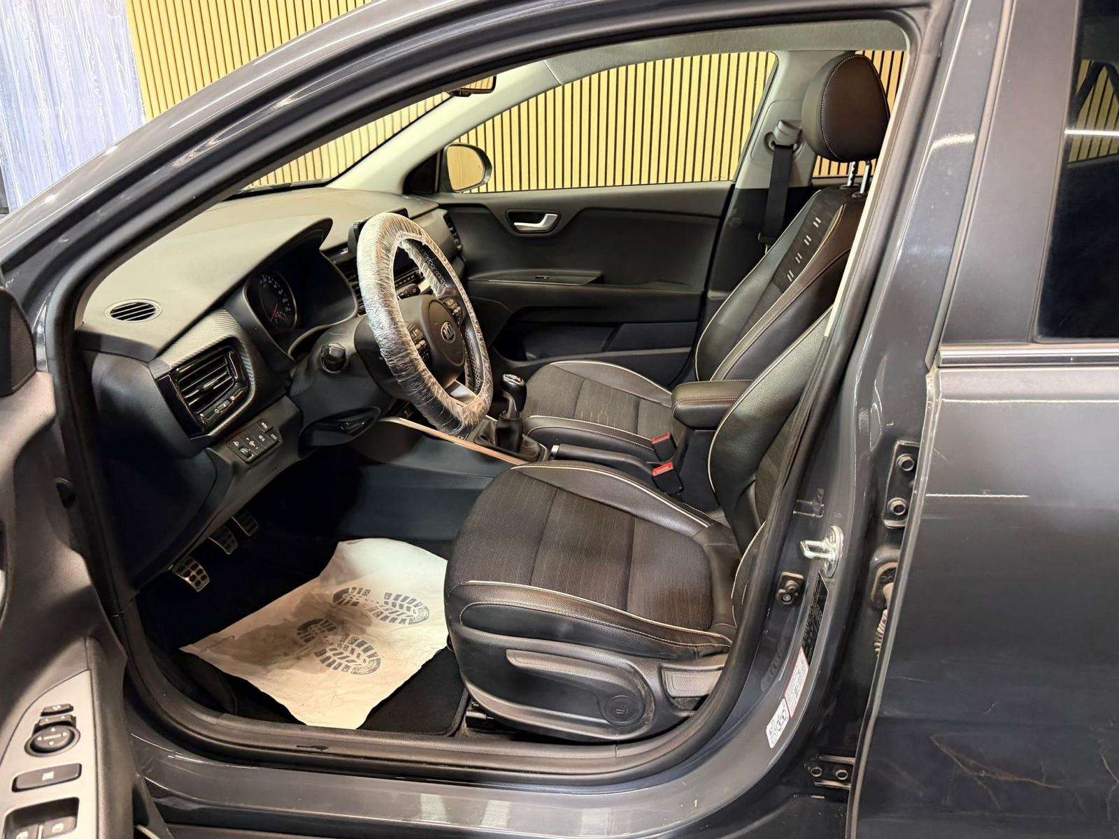 Kia Stonic 1.0 T GT Line * GARANTIE 12 MOIS * 1er prop