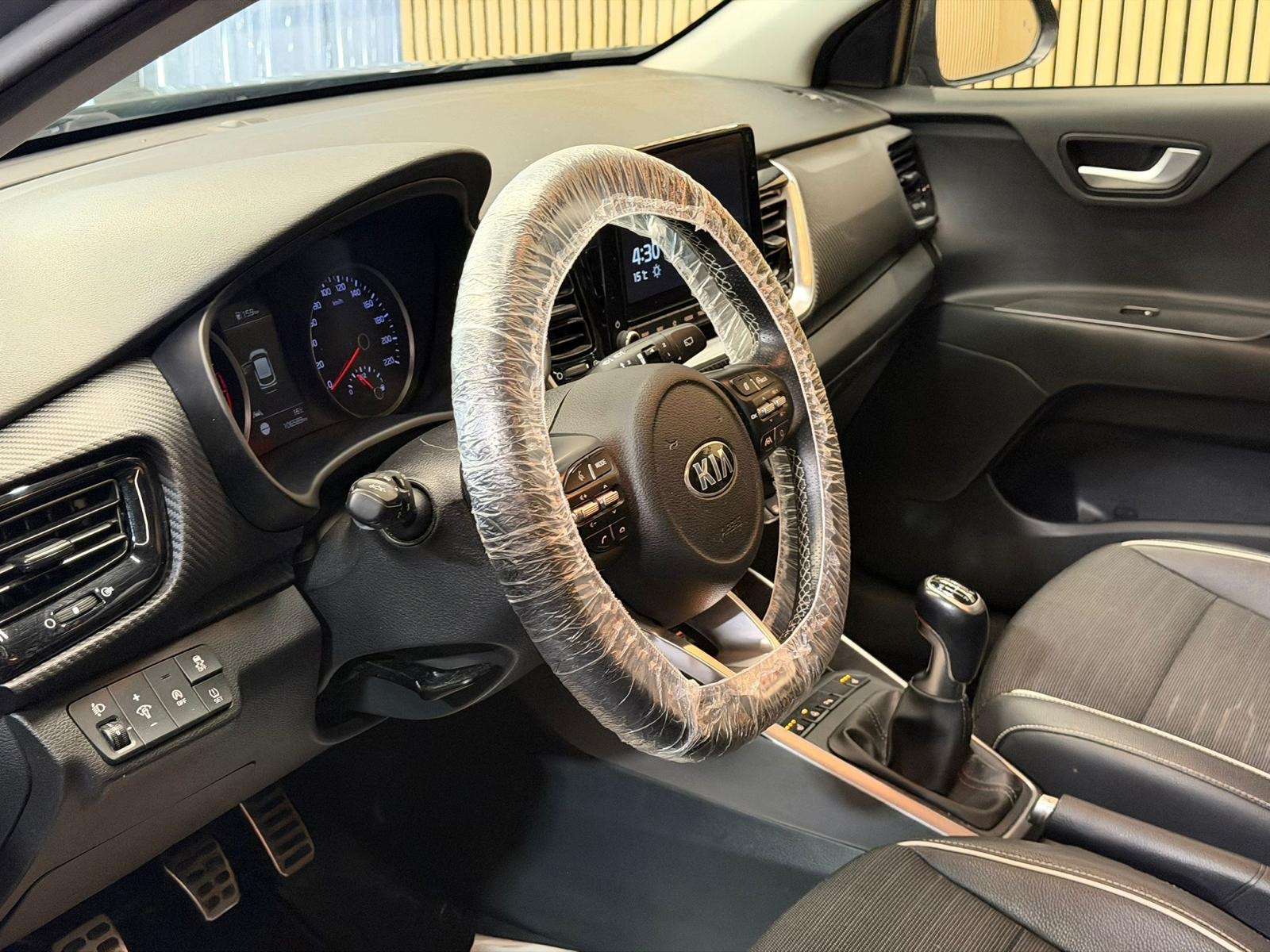 Kia Stonic 1.0 T GT Line * GARANTIE 12 MOIS * 1er prop