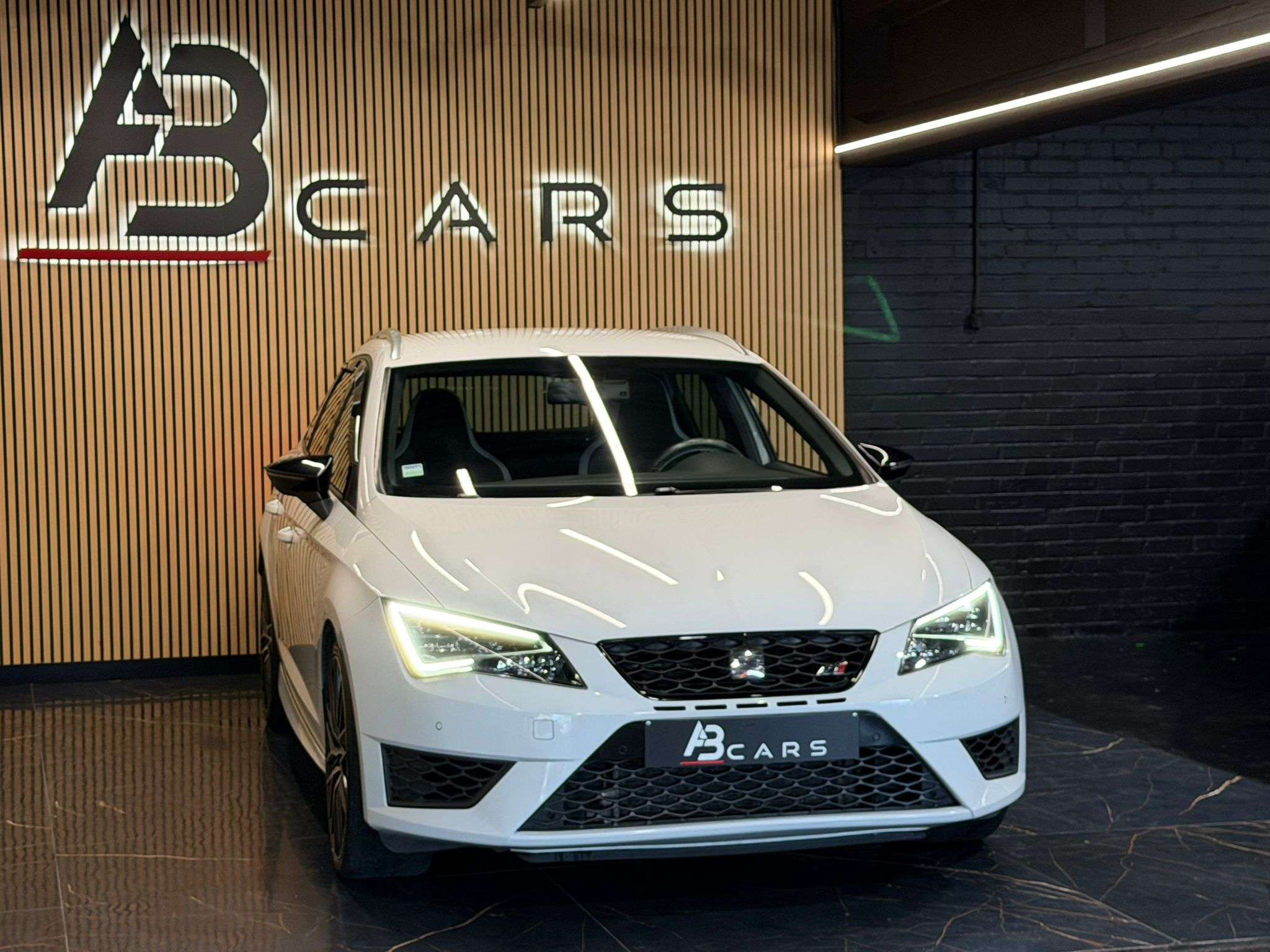 SEAT Leon Leon 2.0 TSI Cupra DSG * UTILITAIRE * GAR 12 MOIS