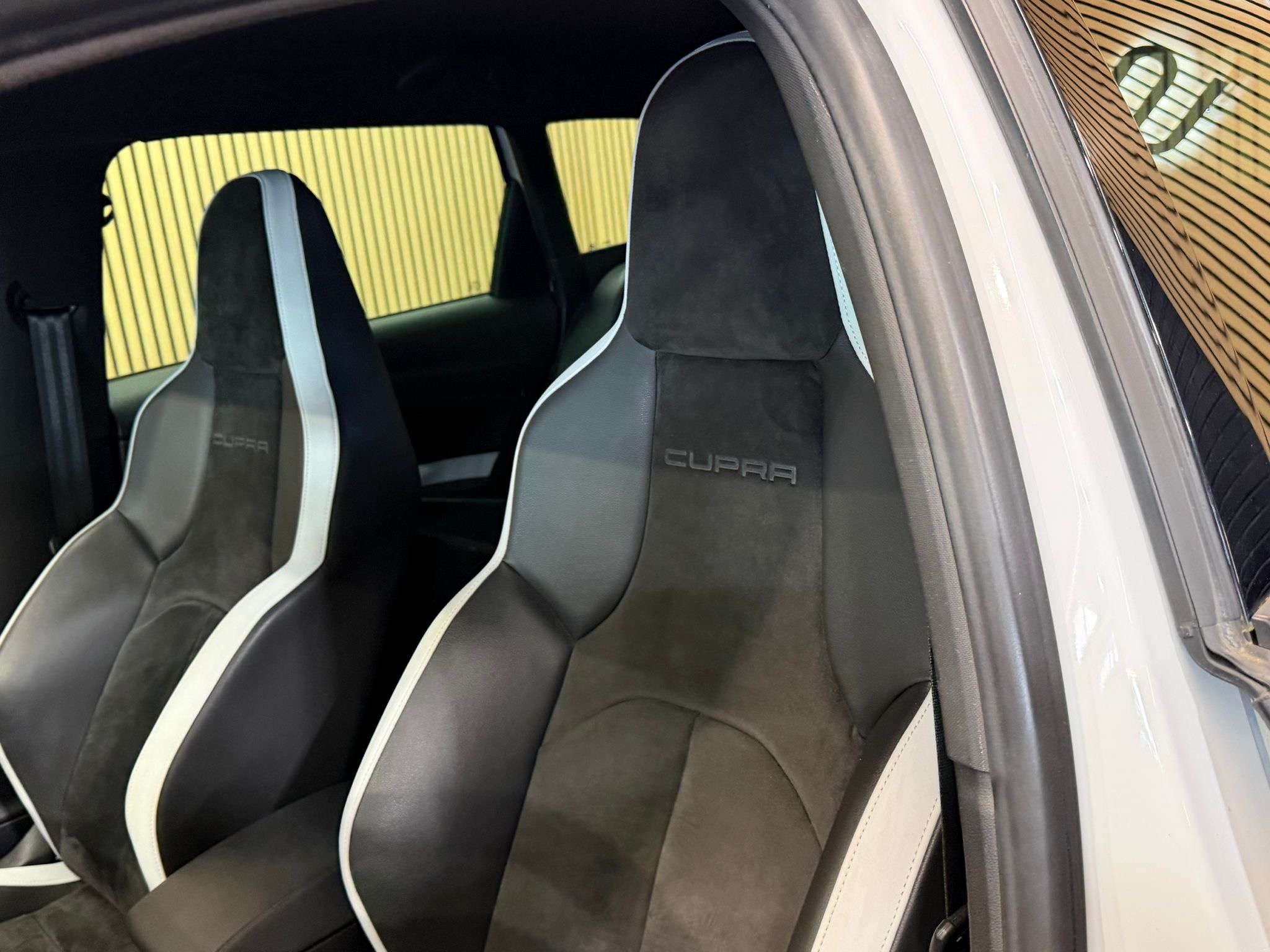 SEAT Leon Leon 2.0 TSI Cupra DSG * UTILITAIRE * GAR 12 MOIS