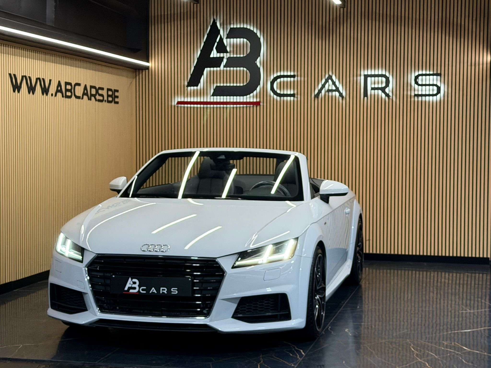 Audi TT Roadster 2.0 TDi ultra S LINE * GARANTIE 12 MOIS *