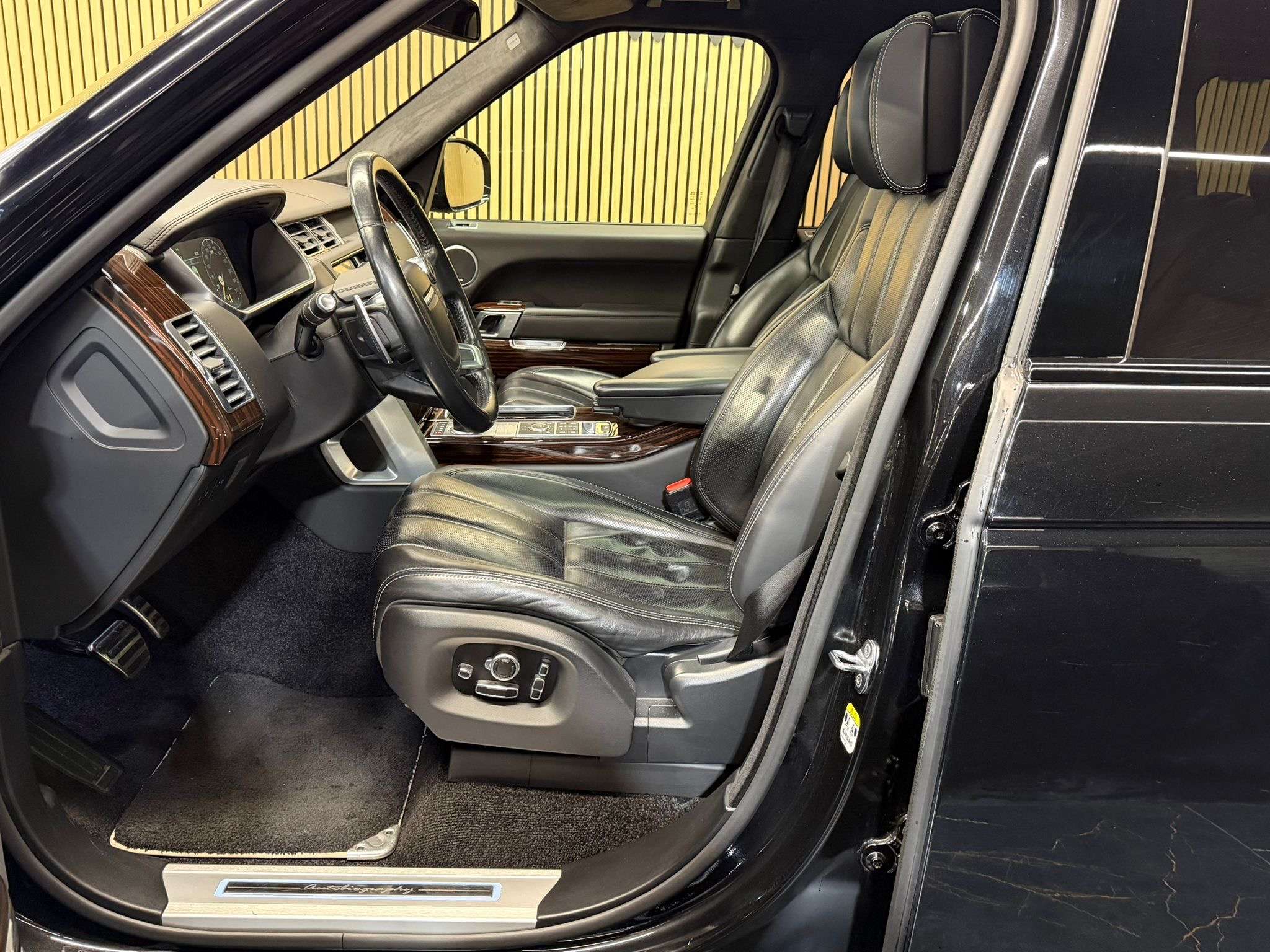 Land Rover Range Rover Range Rover  3.0 TDV6 SVAutobiography * GAR 12 MOIS *
