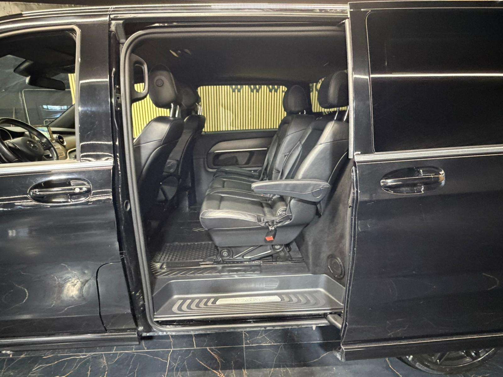 Mercedes-Benz V 300 D * GARANTIE 12 MOIS * PACK AMG * UTILITAIRE *