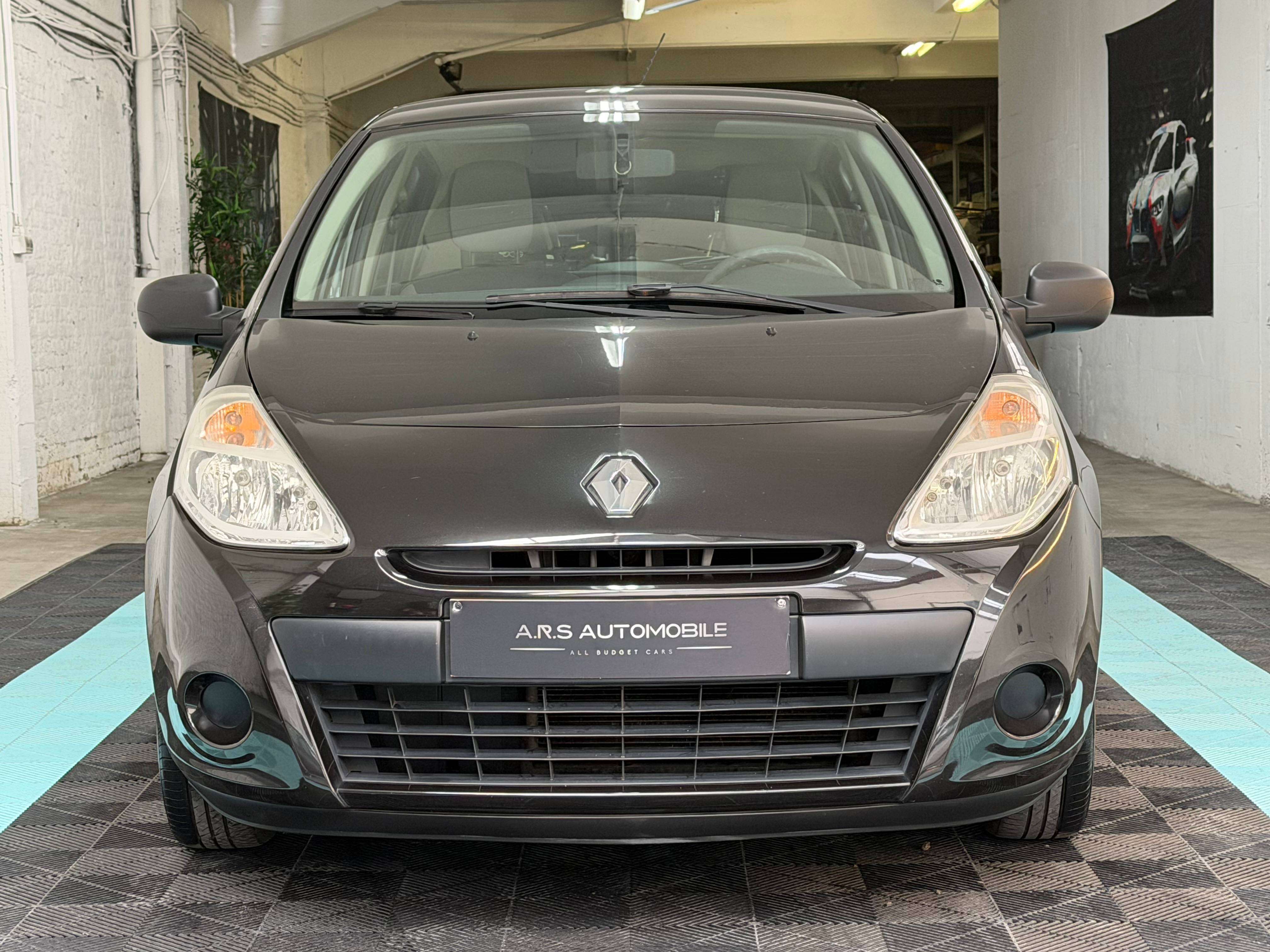 Renault Clio 1.2i - 1er Proprio - Airco - Garantie 12mois