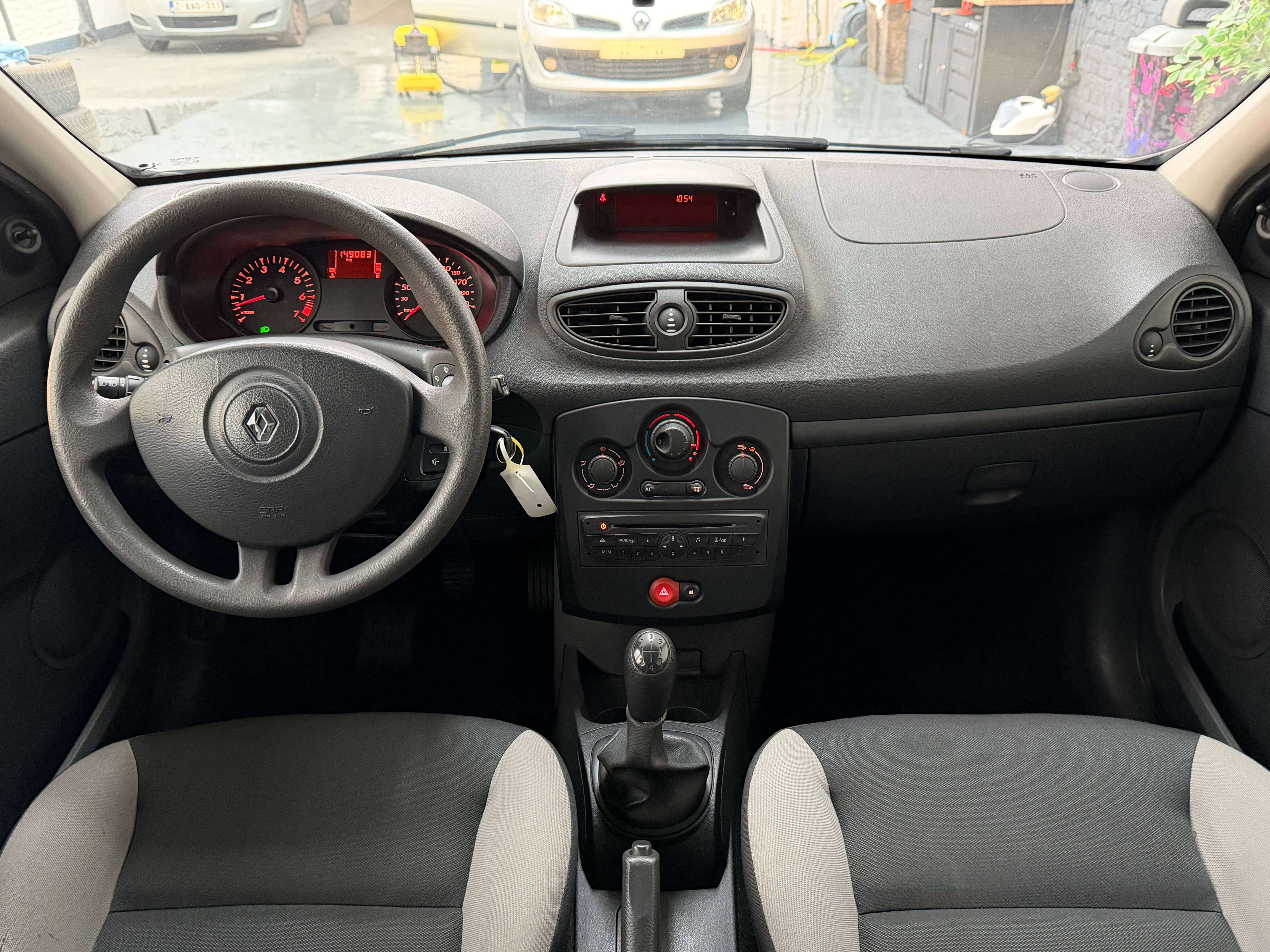 Renault Clio 1.2i - 1er Proprio - Airco - Garantie 12mois