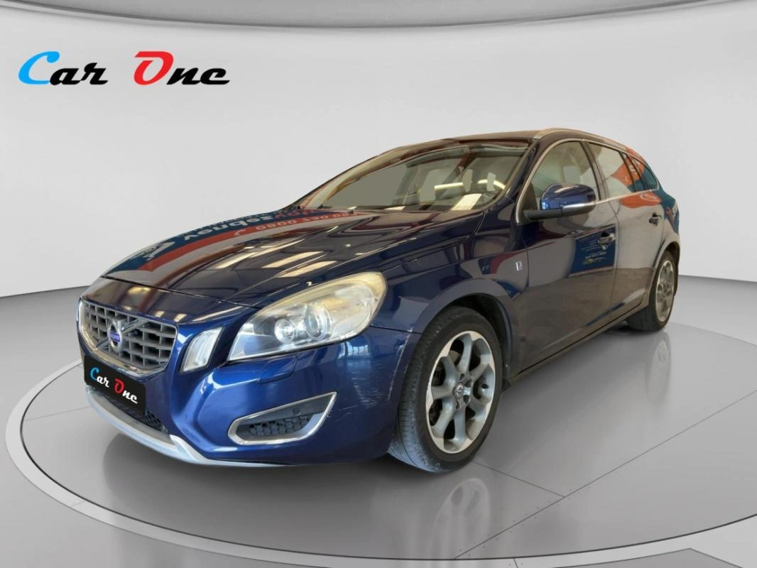 Volvo V60 D4 163 ch StopetStart Ocean Race Edition Geartronic