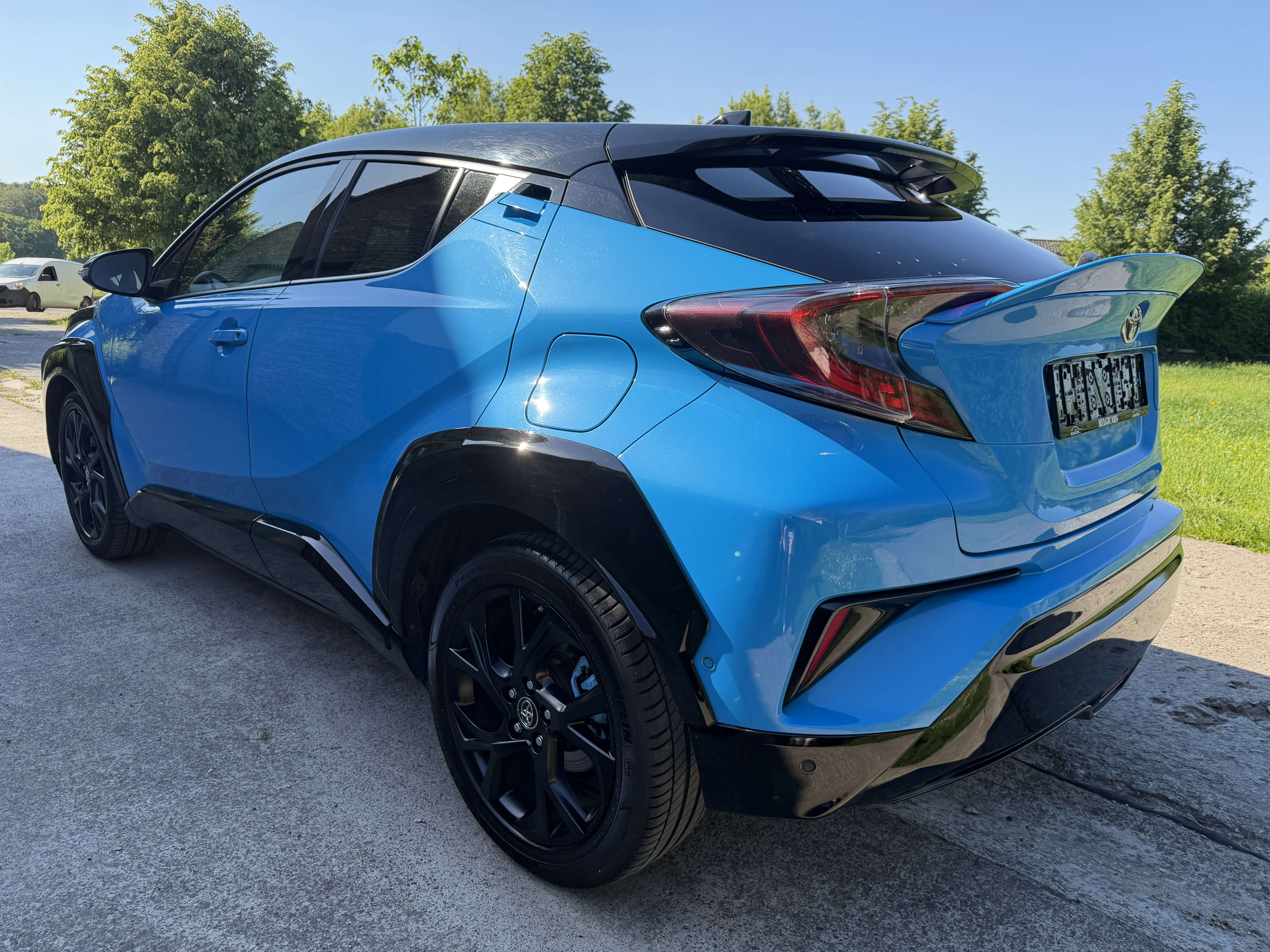 Toyota C-HR Hybrid 1.8i VVT-i  E-CVT *SPECIAL BODY KIT*