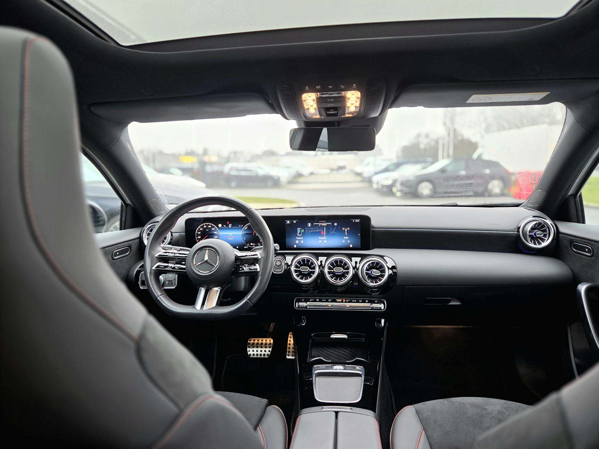 Mercedes-Benz A 250 A e AMG Line