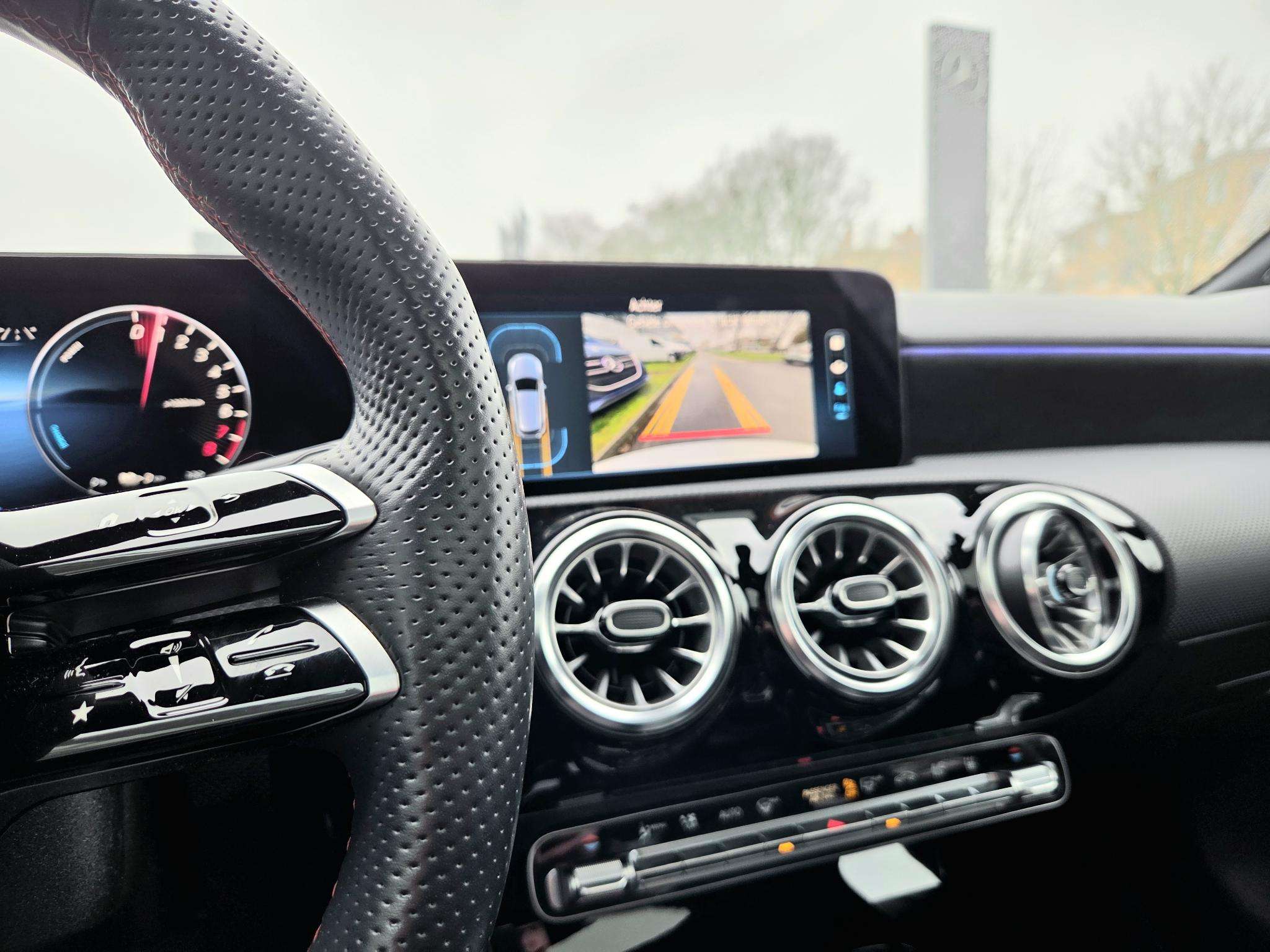 Mercedes-Benz A 250 A e AMG Line