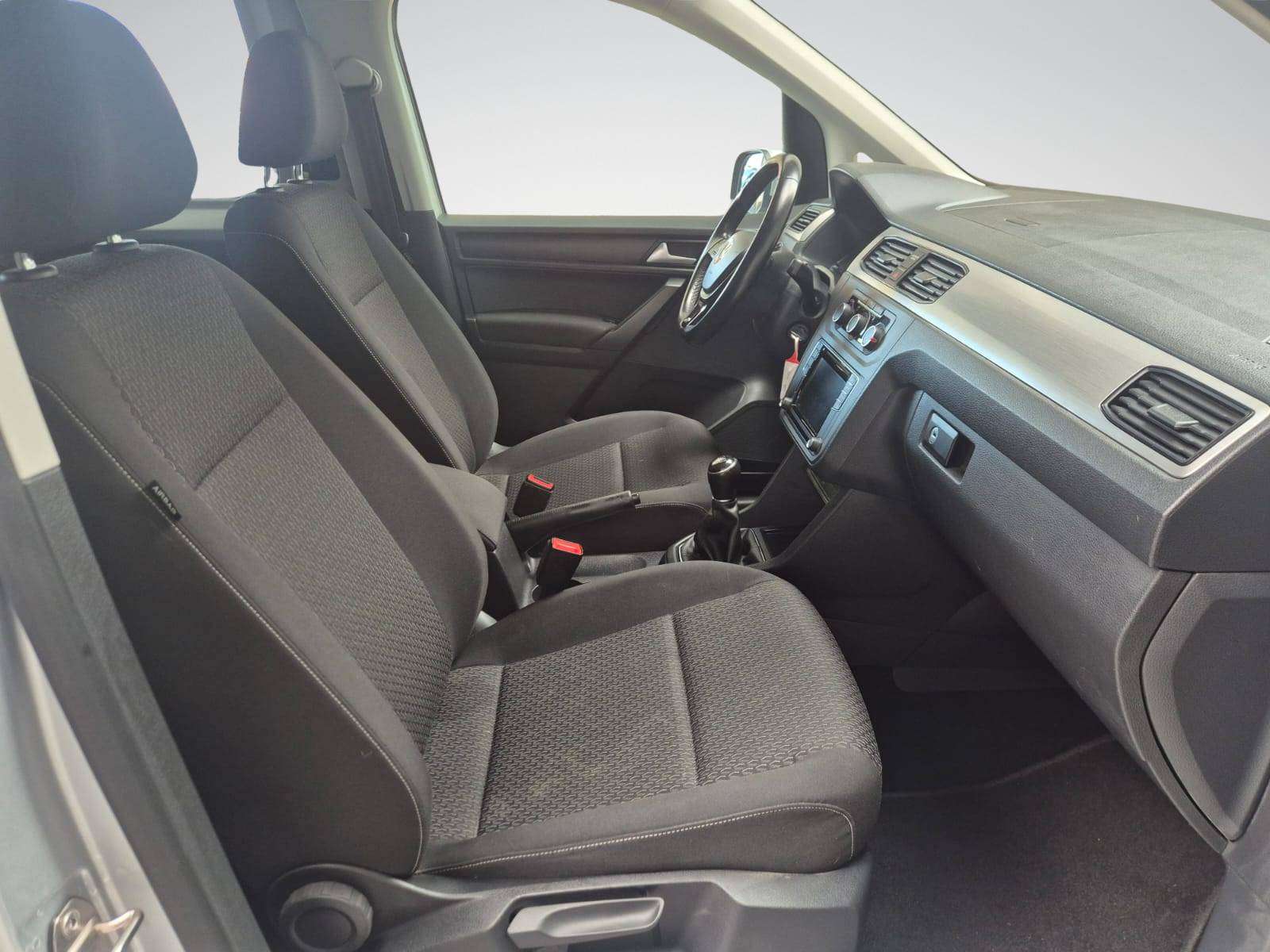 Volkswagen Caddy 2.0 TDi SCR Trendline / Véhicule Spacieux / Bluetooth / USB - MP3 / Garantie 12 Mois