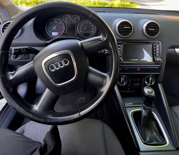 Audi A3 III SPORTBACK 1.6 TDI 105 AMBIENTE