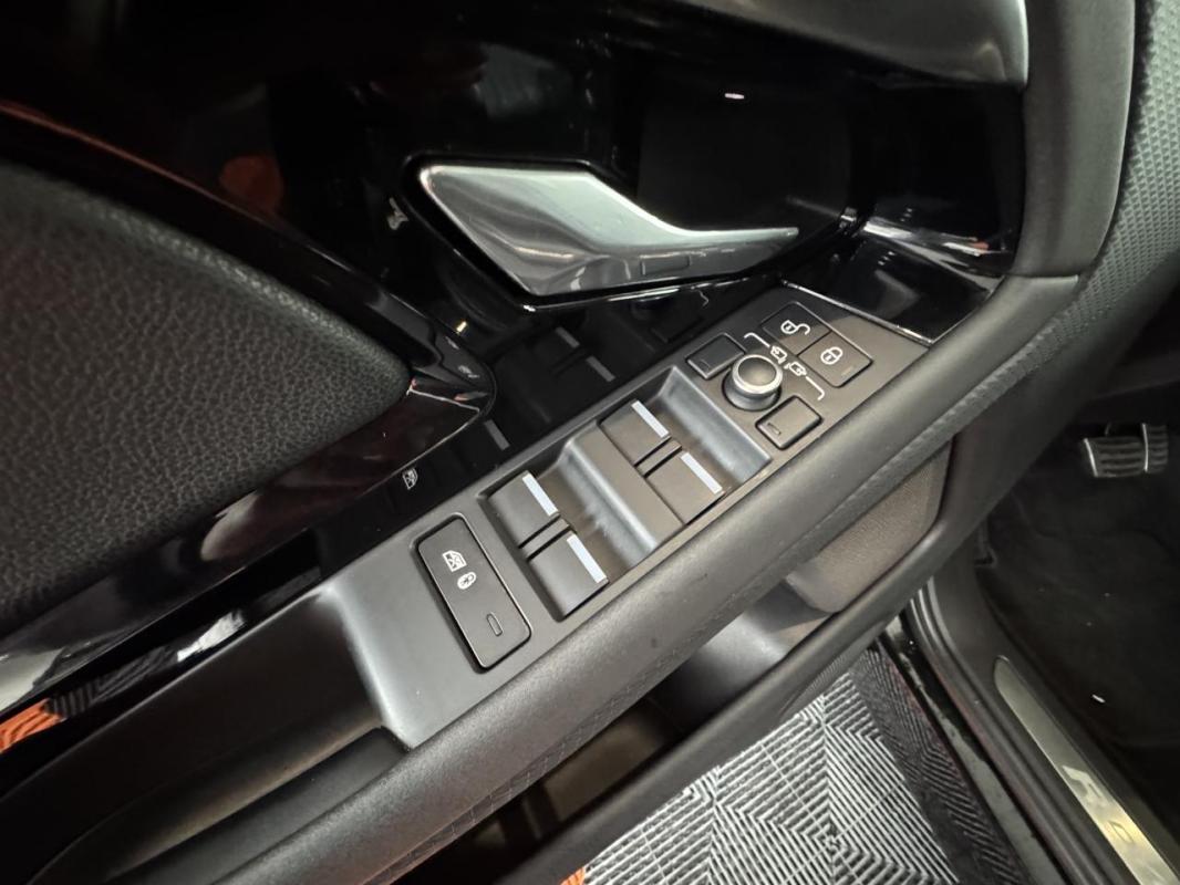 Land Rover Range Rover Evoque 2.0 D150 - BVA R-Dynamic SE