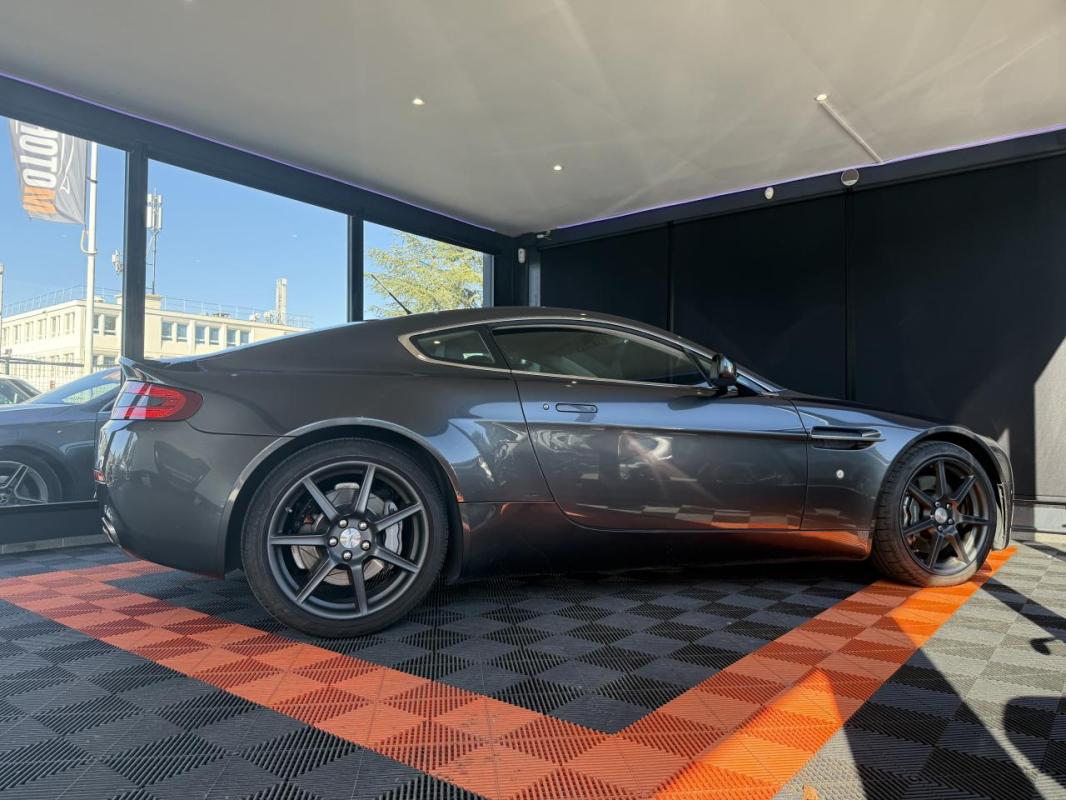 Aston Martin Vantage Coupé 4.3i 2006 COUPE V8