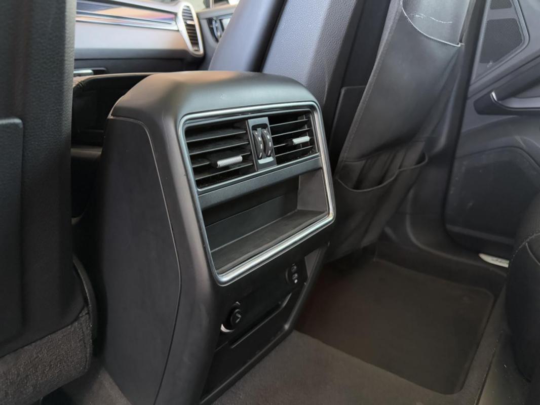 Porsche Cayenne S Coupé 440