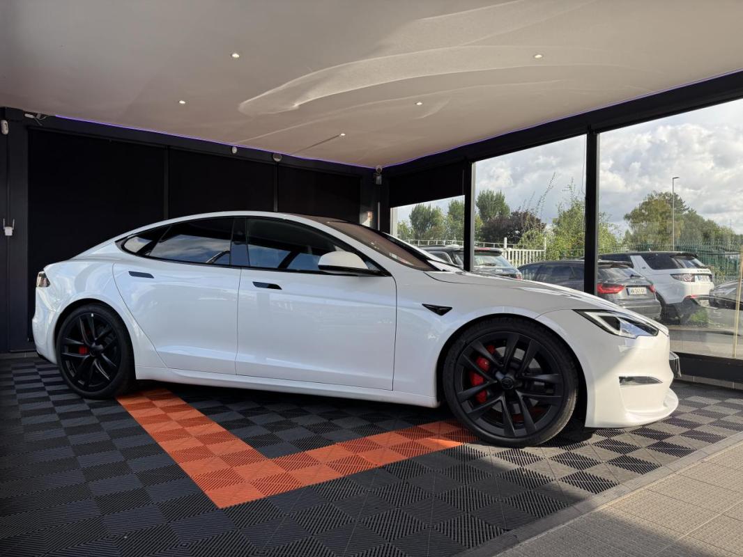 Tesla Model S Tri Motor MY22 Plaid PHASE 3