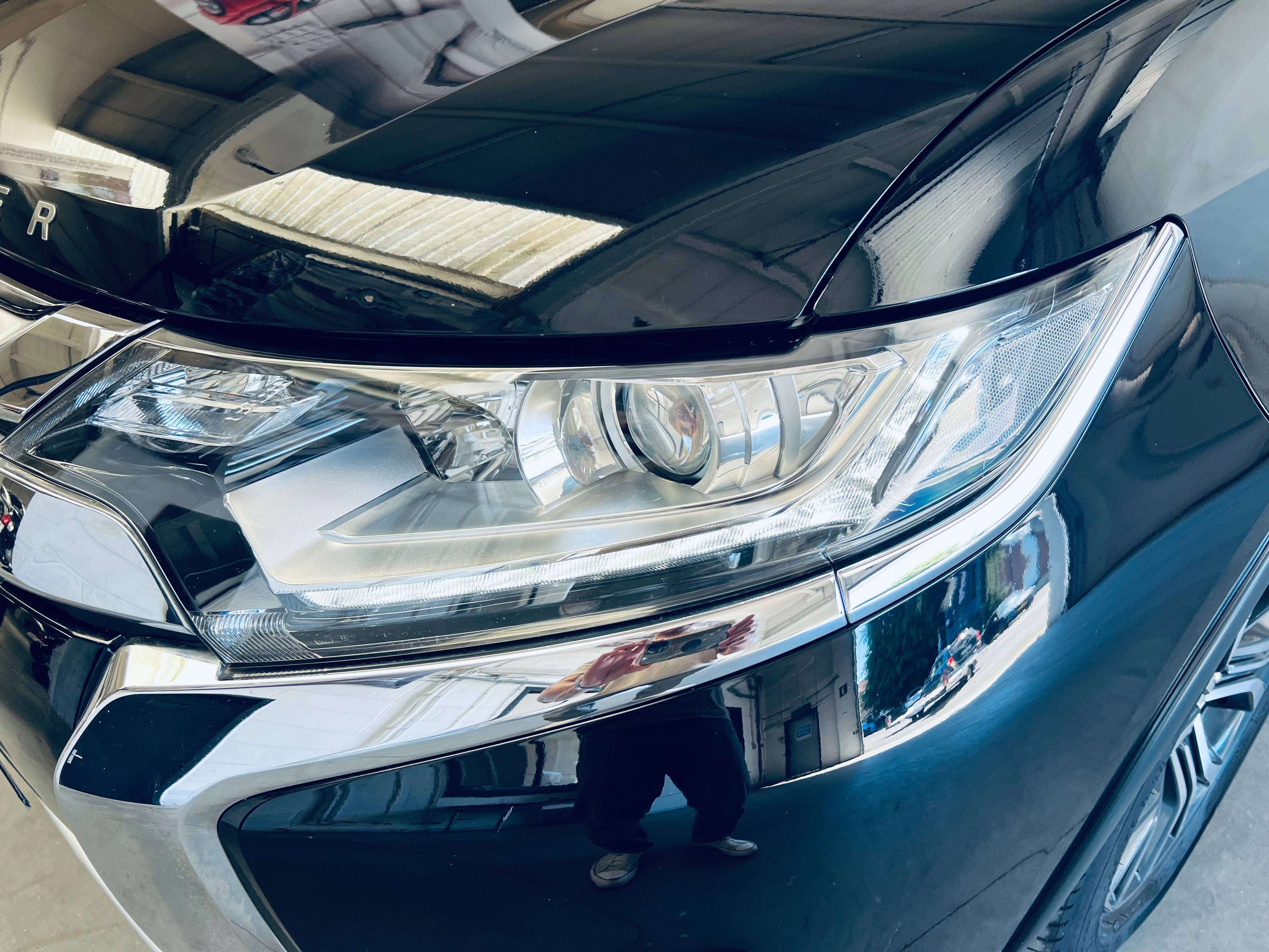 Mitsubishi Outlander 2.2 DI-D 4WD Edition+7PL+GPS+AIRCO+CAMERA+CARNET+CARPASS