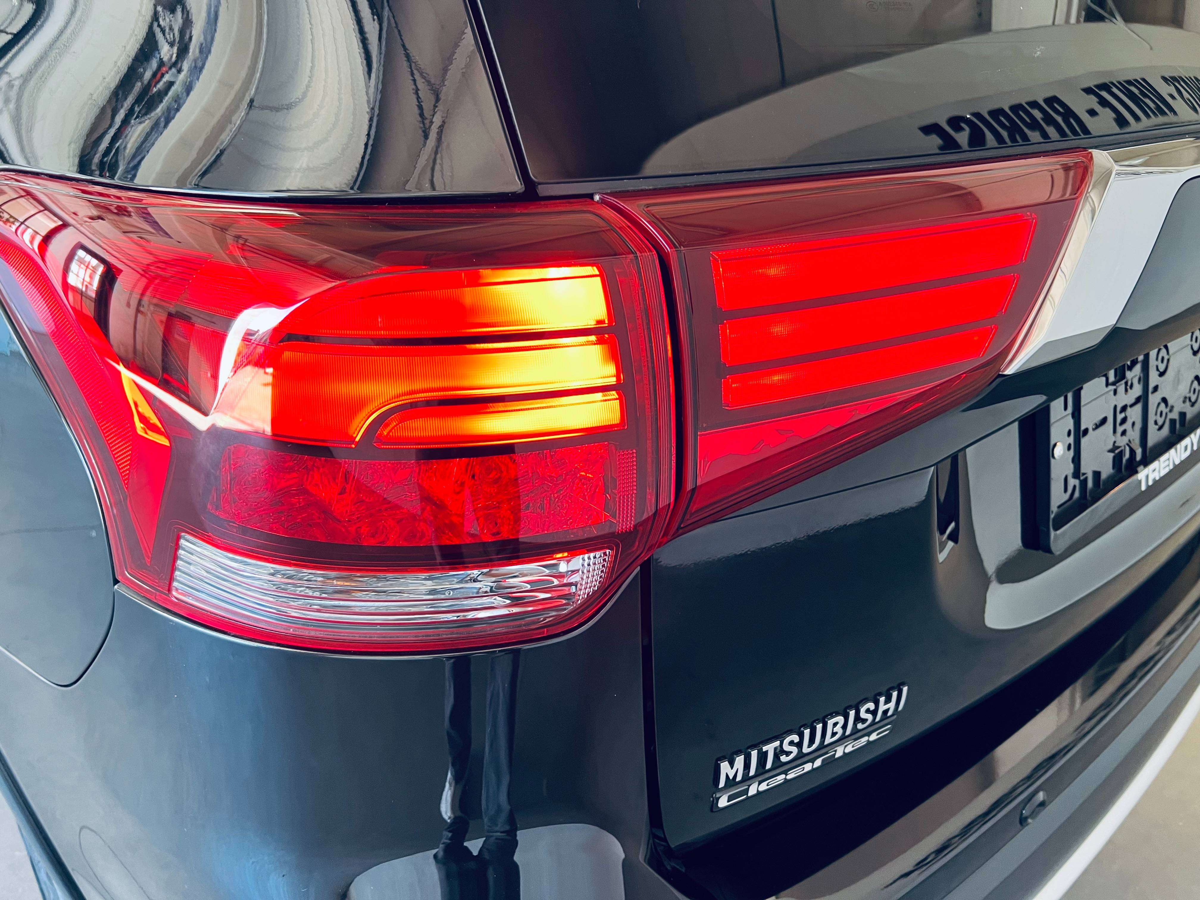 Mitsubishi Outlander 2.2 DI-D 4WD Edition+7PL+GPS+AIRCO+CAMERA+CARNET+CARPASS