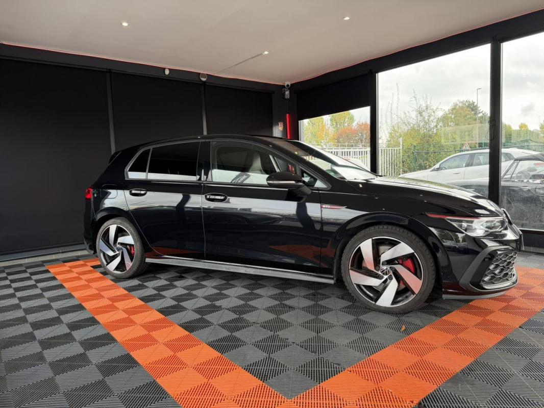Volkswagen Golf VIII GTI 2.0 TSI 245 DSG 7
