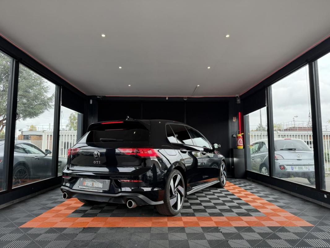 Volkswagen Golf VIII GTI 2.0 TSI 245 DSG 7