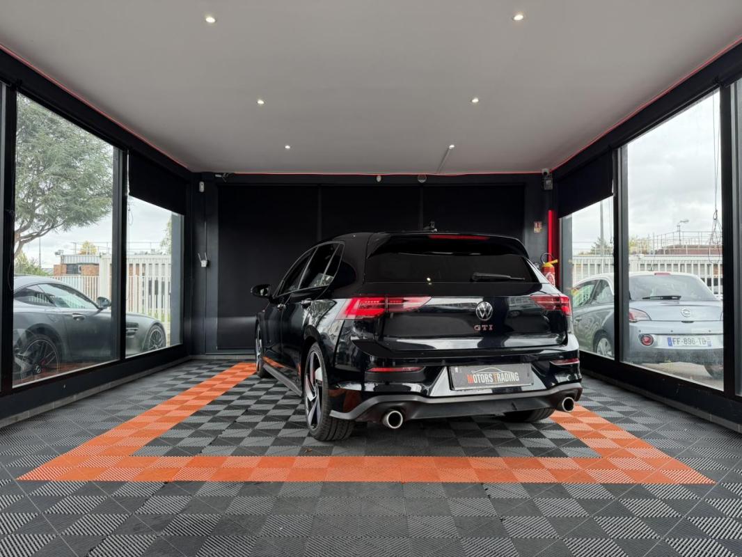Volkswagen Golf VIII GTI 2.0 TSI 245 DSG 7