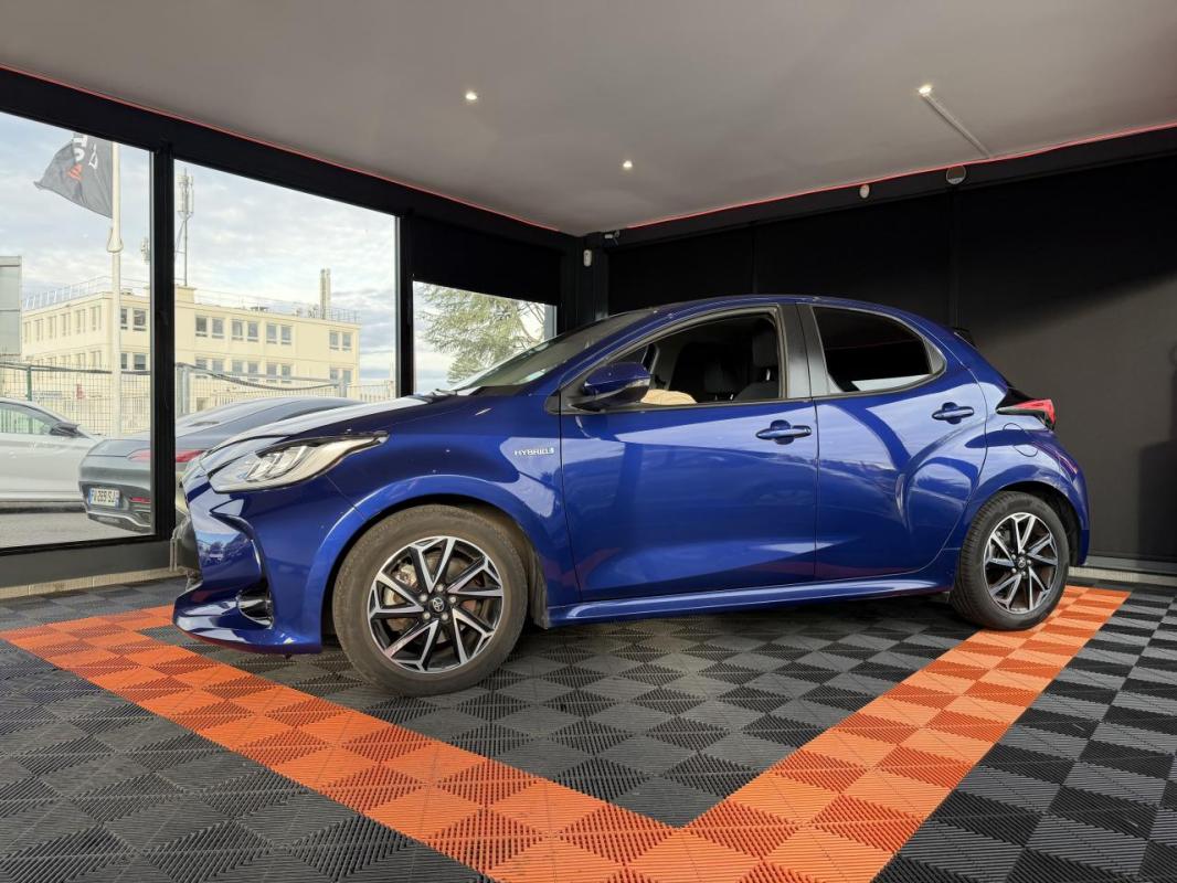 Toyota Yaris Hybrid 116h - BV e-CVT (MY21) Dynamic Business + Stage 'Hybrid Academy'