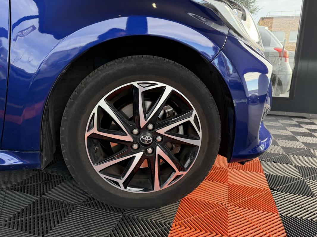 Toyota Yaris Hybrid 116h - BV e-CVT (MY21) Dynamic Business + Stage 'Hybrid Academy'
