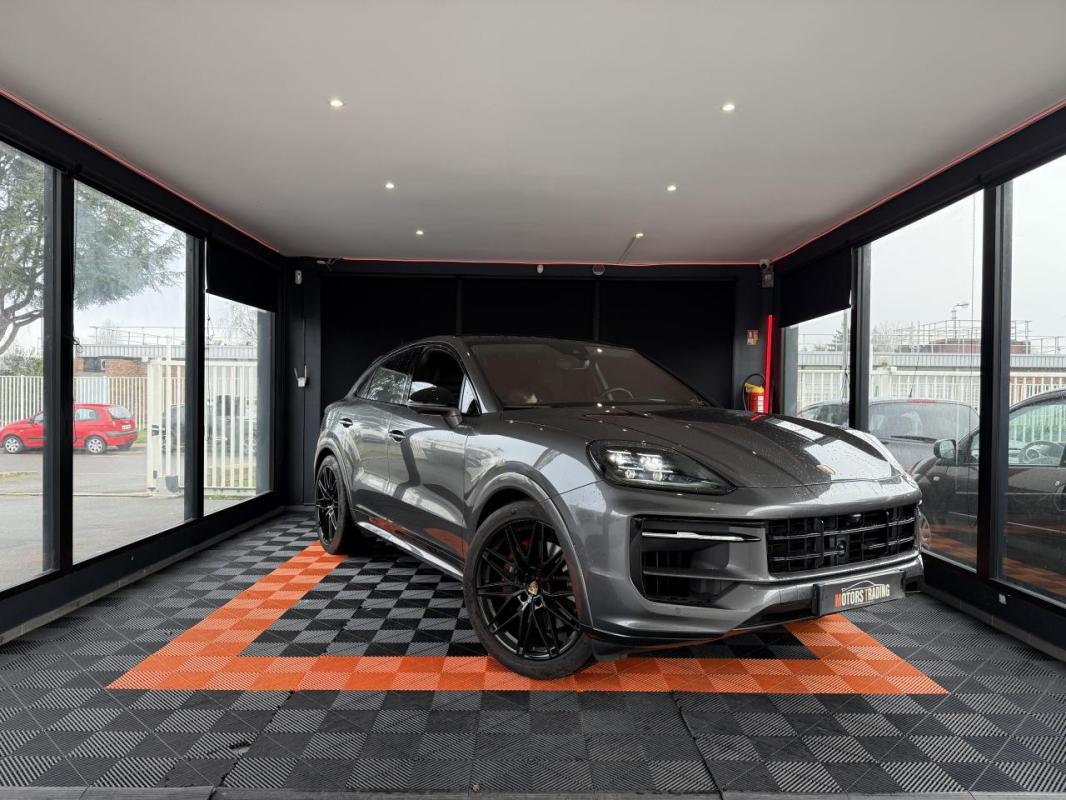 Porsche Cayenne Coupé 3.0i V6 E-Hybrid 470